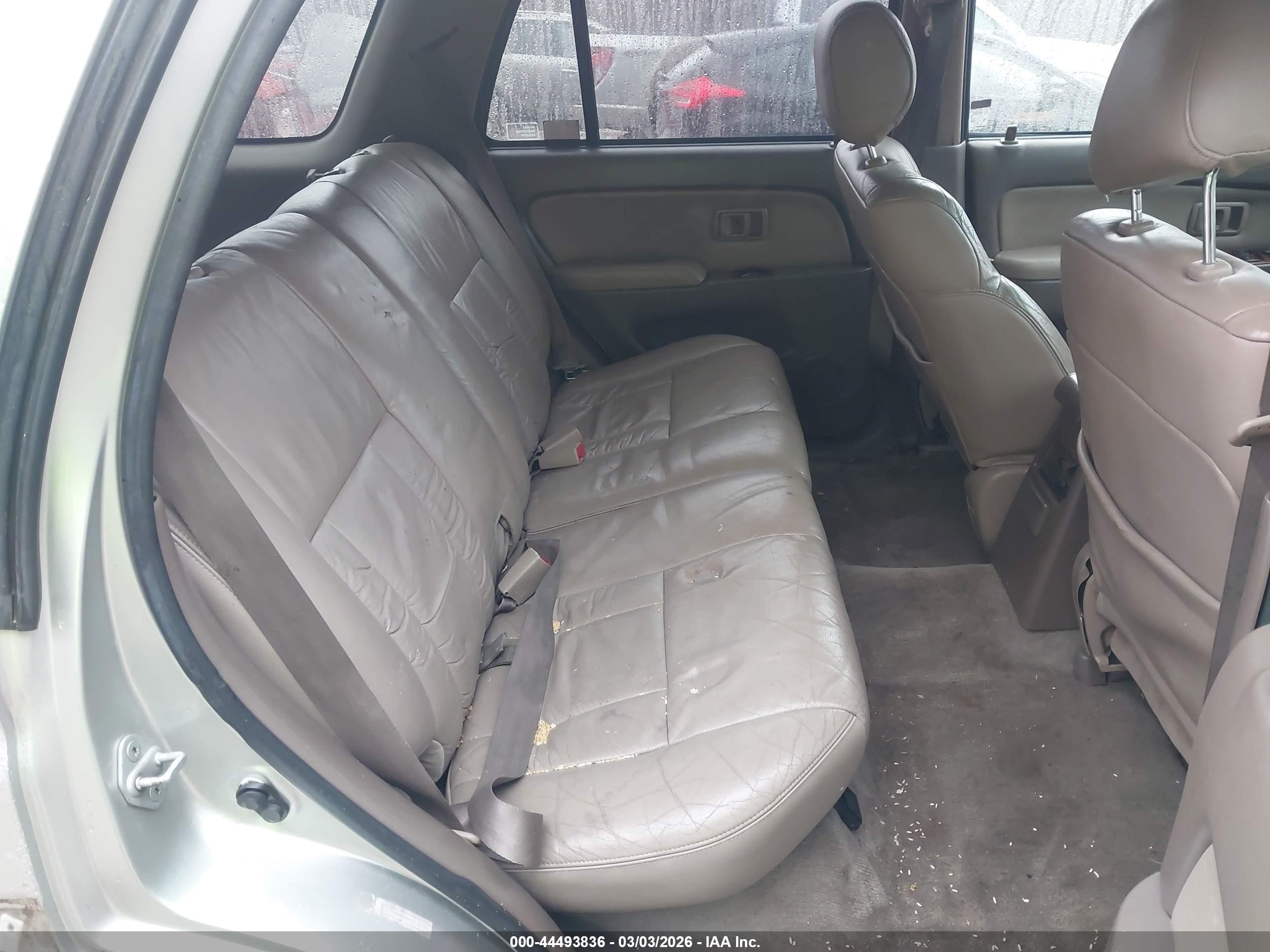 TOYOTA 4RUNNER image 8