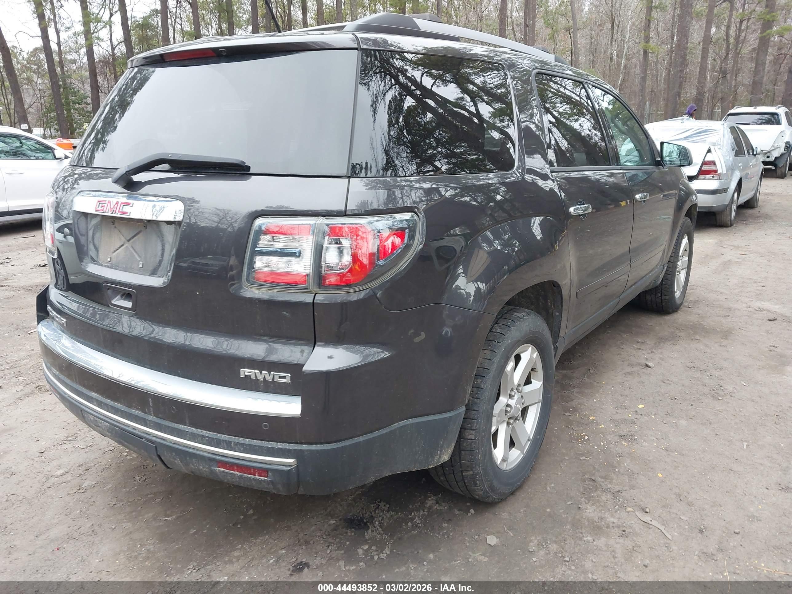 GMC ACADIA image 4