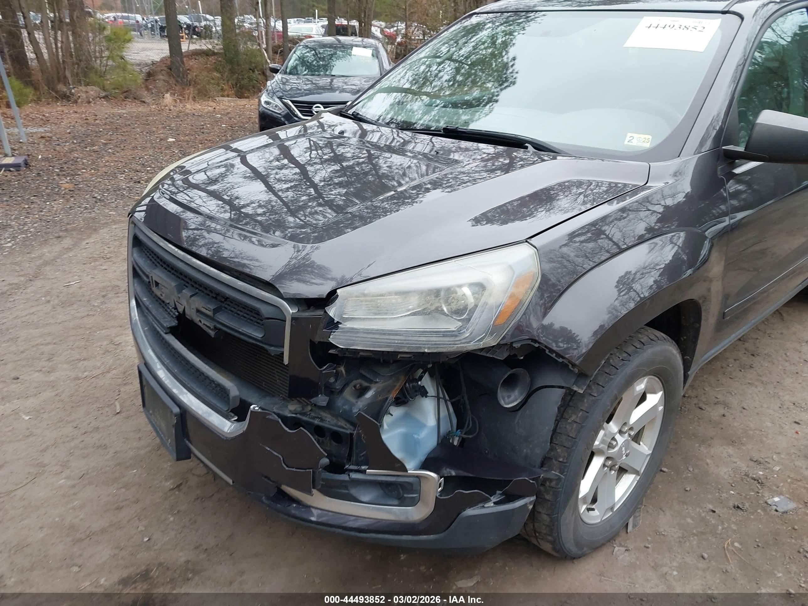 GMC ACADIA image 6
