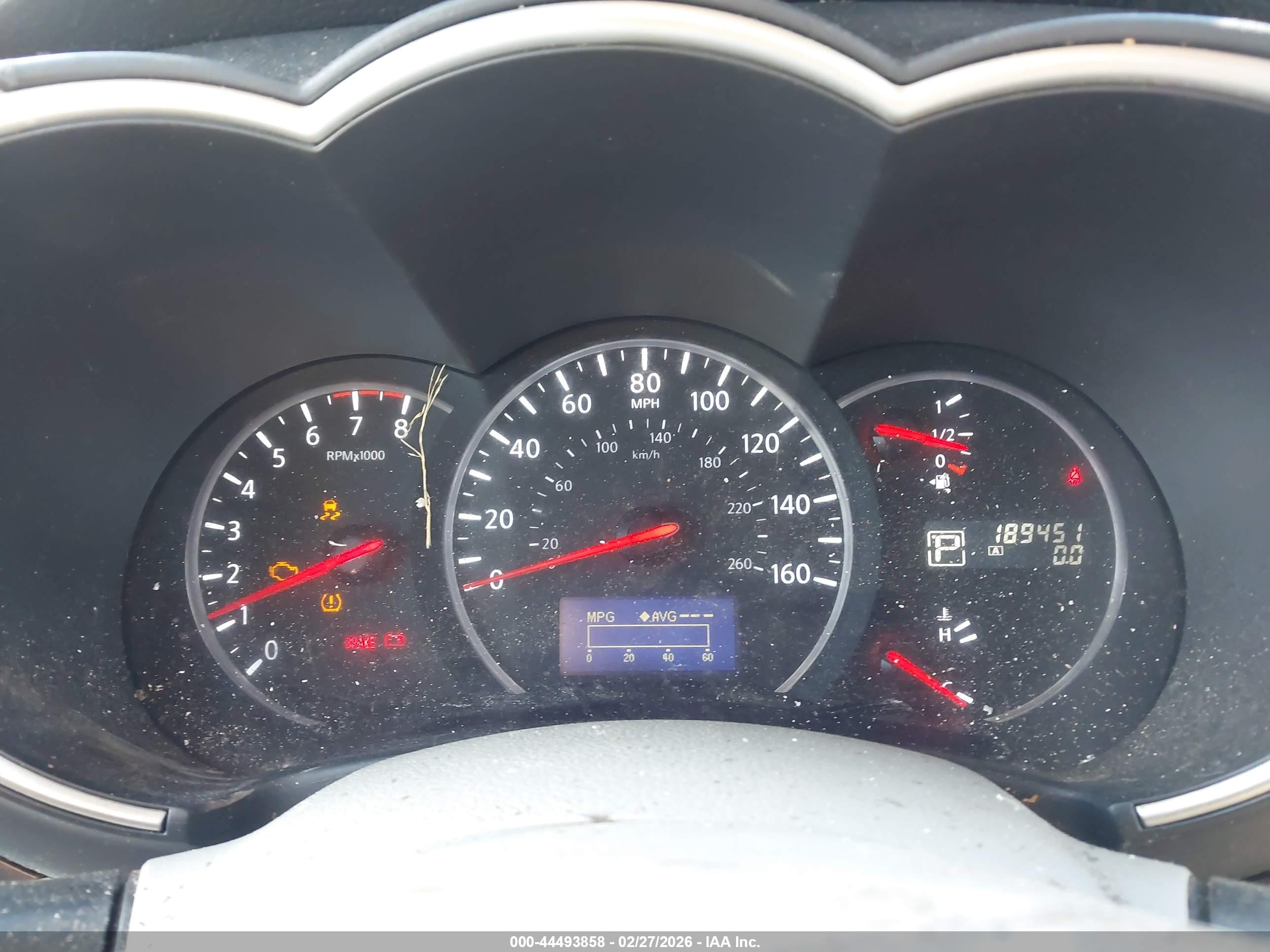 NISSAN QUEST image 7