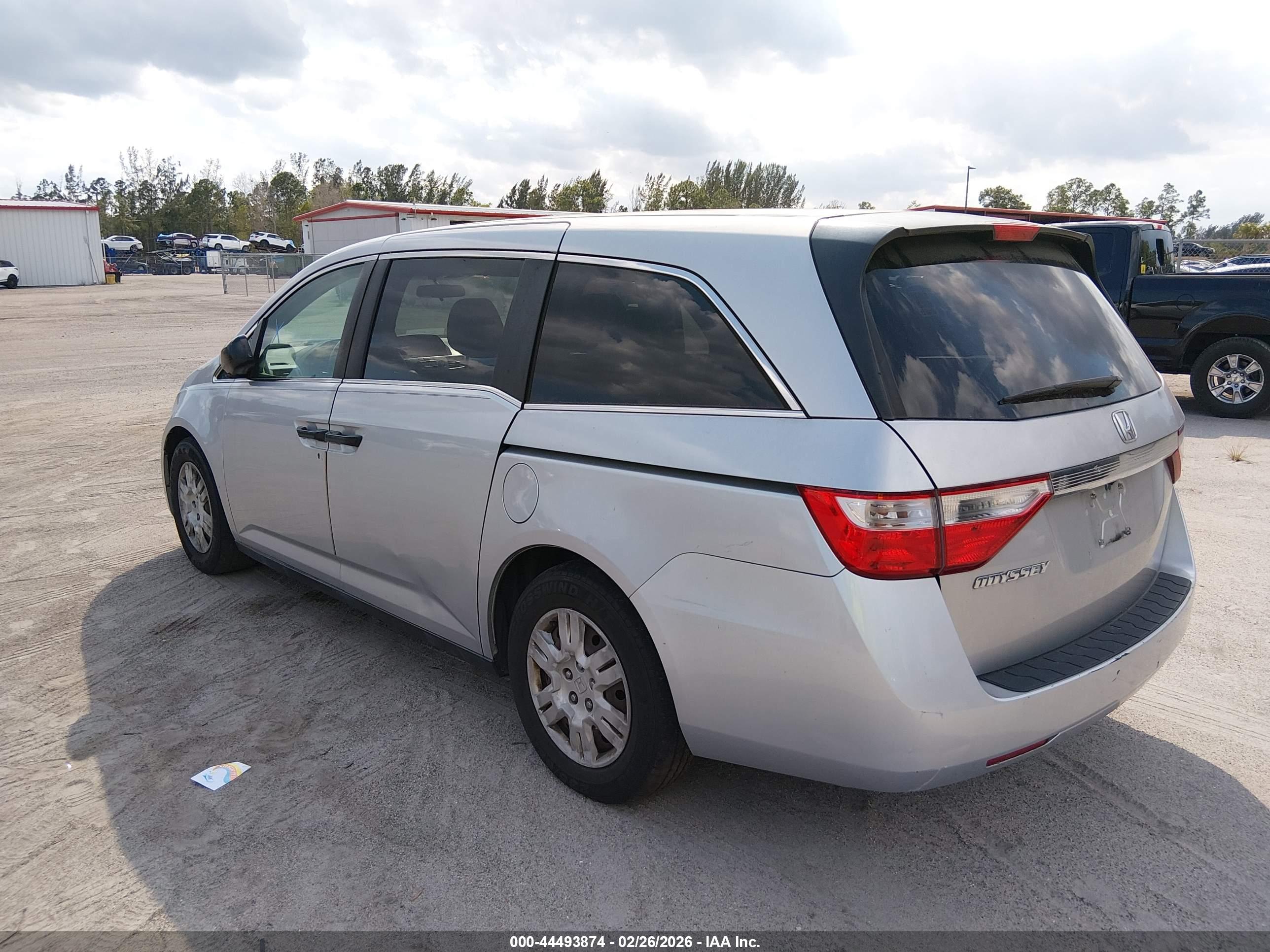 HONDA ODYSSEY image 3
