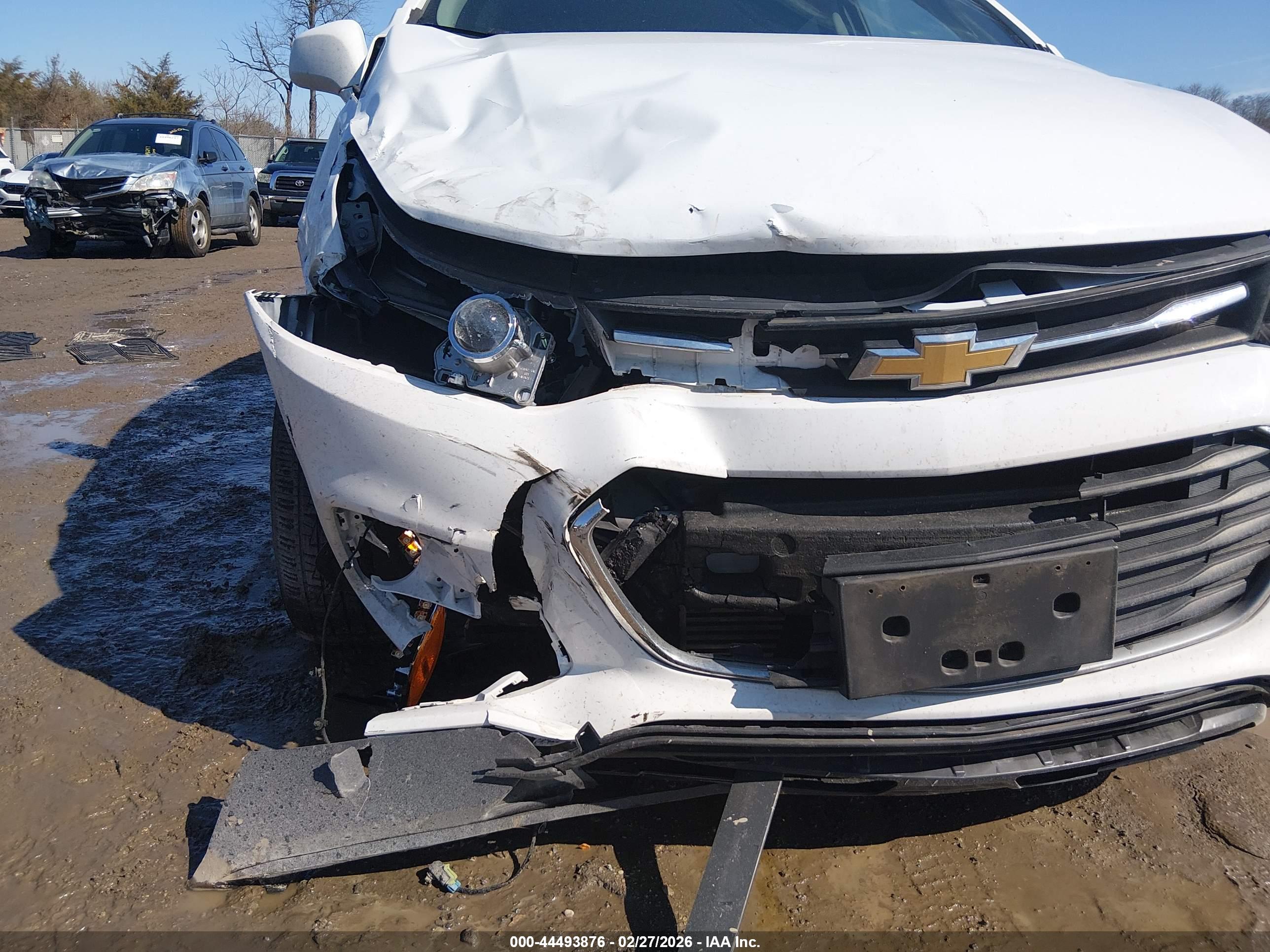 CHEVROLET TRAX image 6