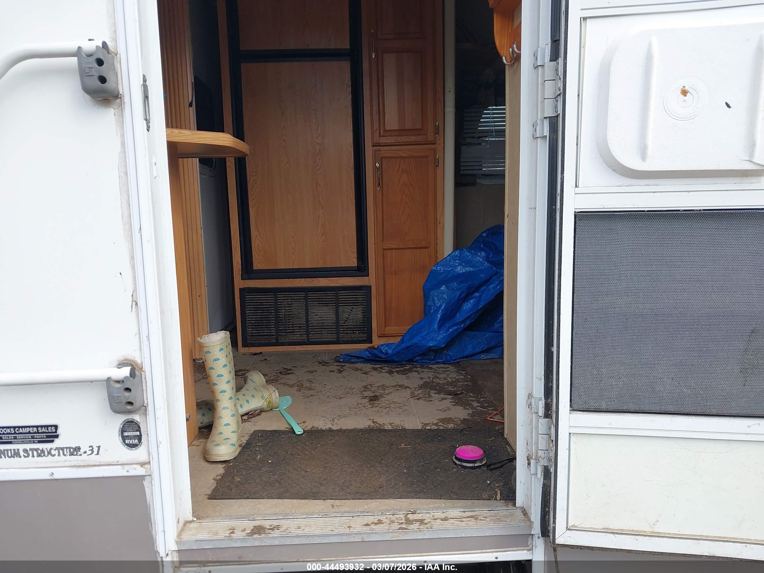 CROSSROADS RV image 10