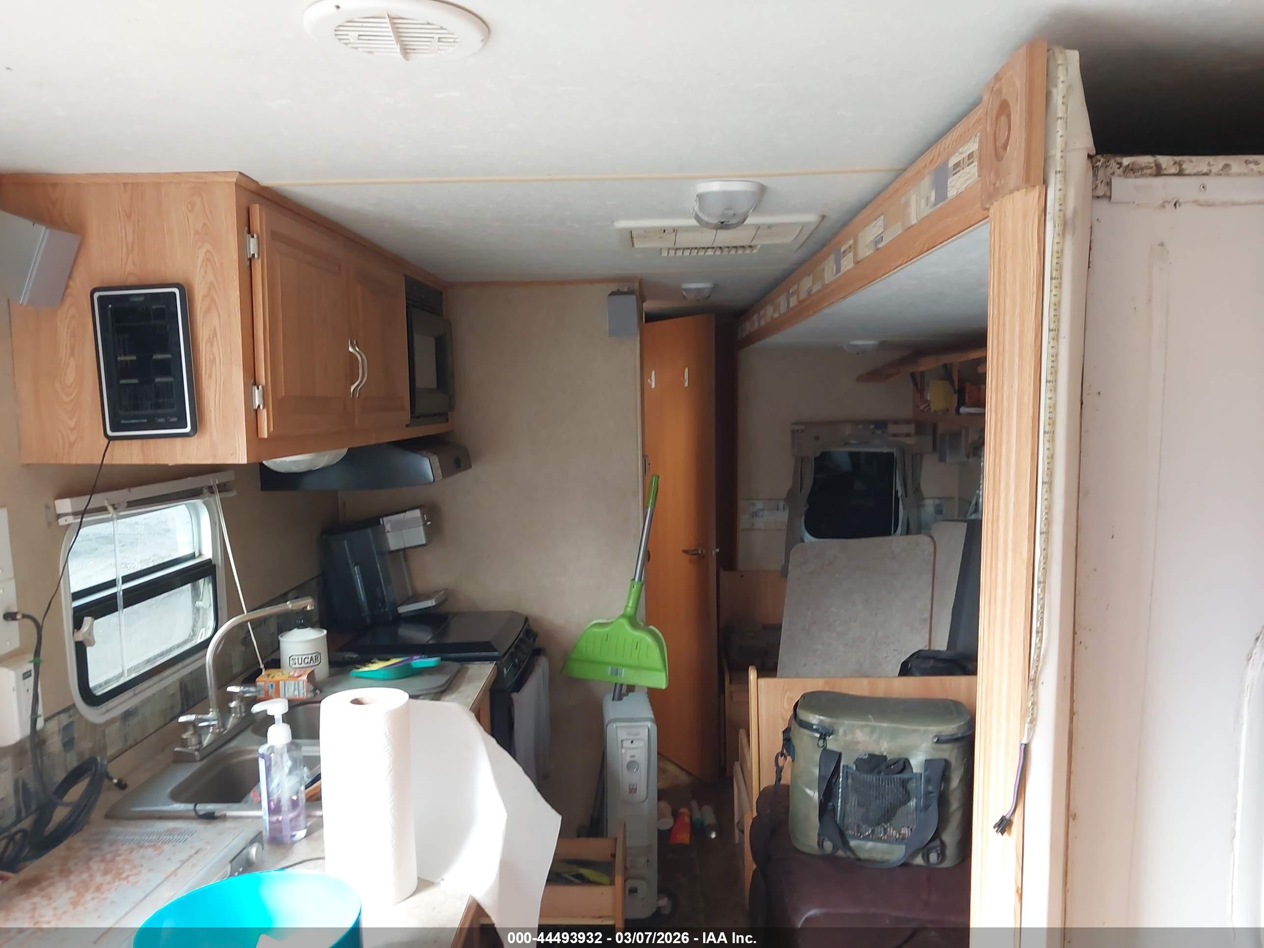 CROSSROADS RV image 6