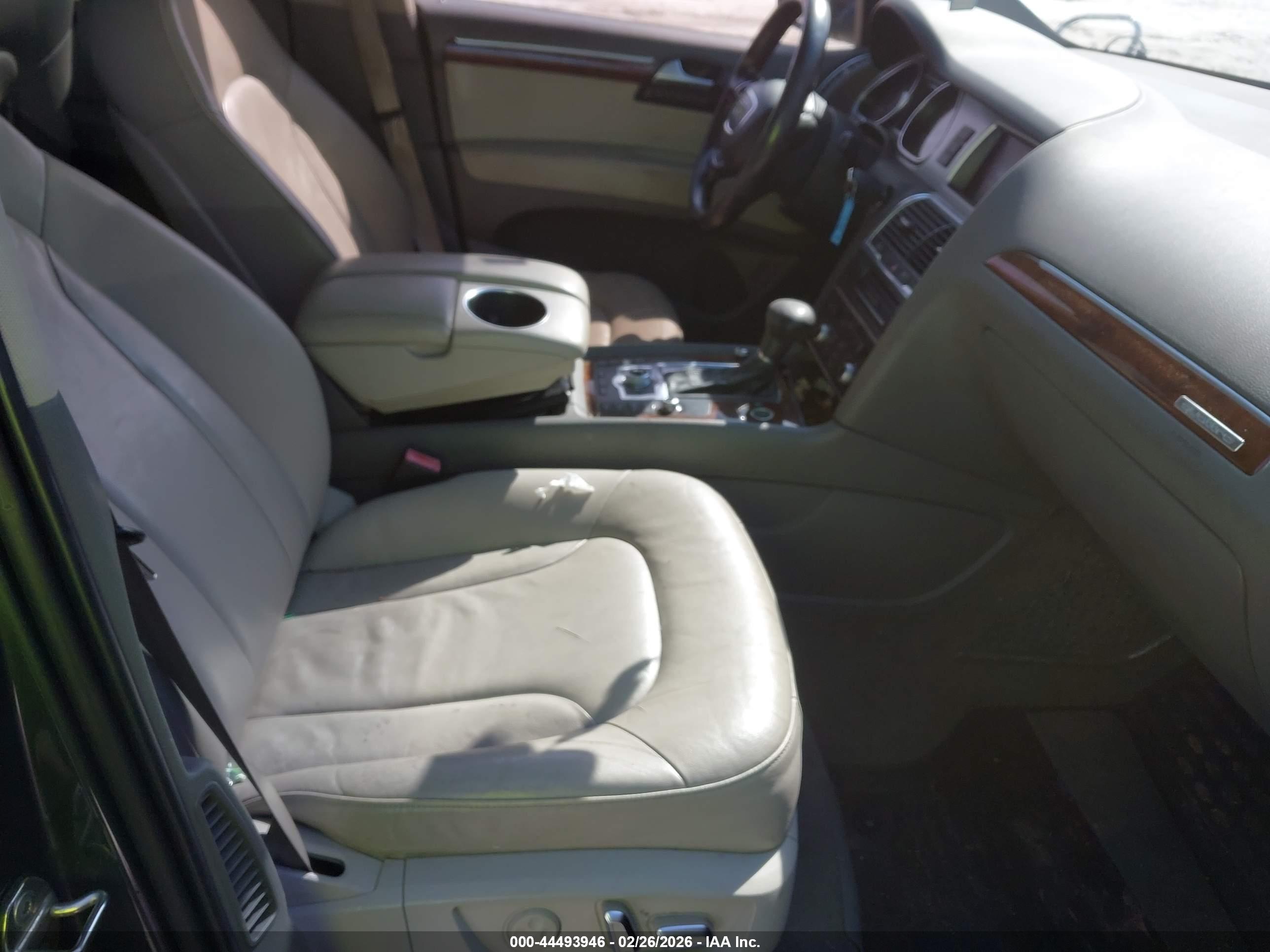 AUDI Q7 image 5