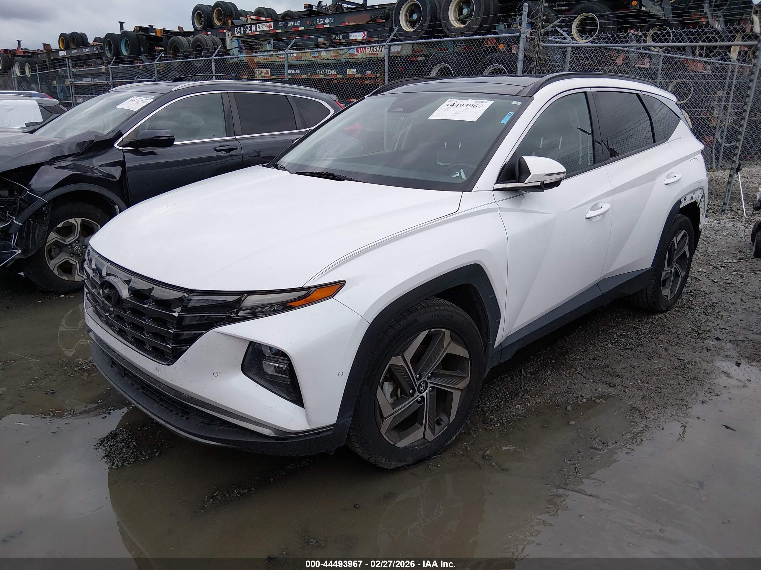 HYUNDAI TUCSON image 2
