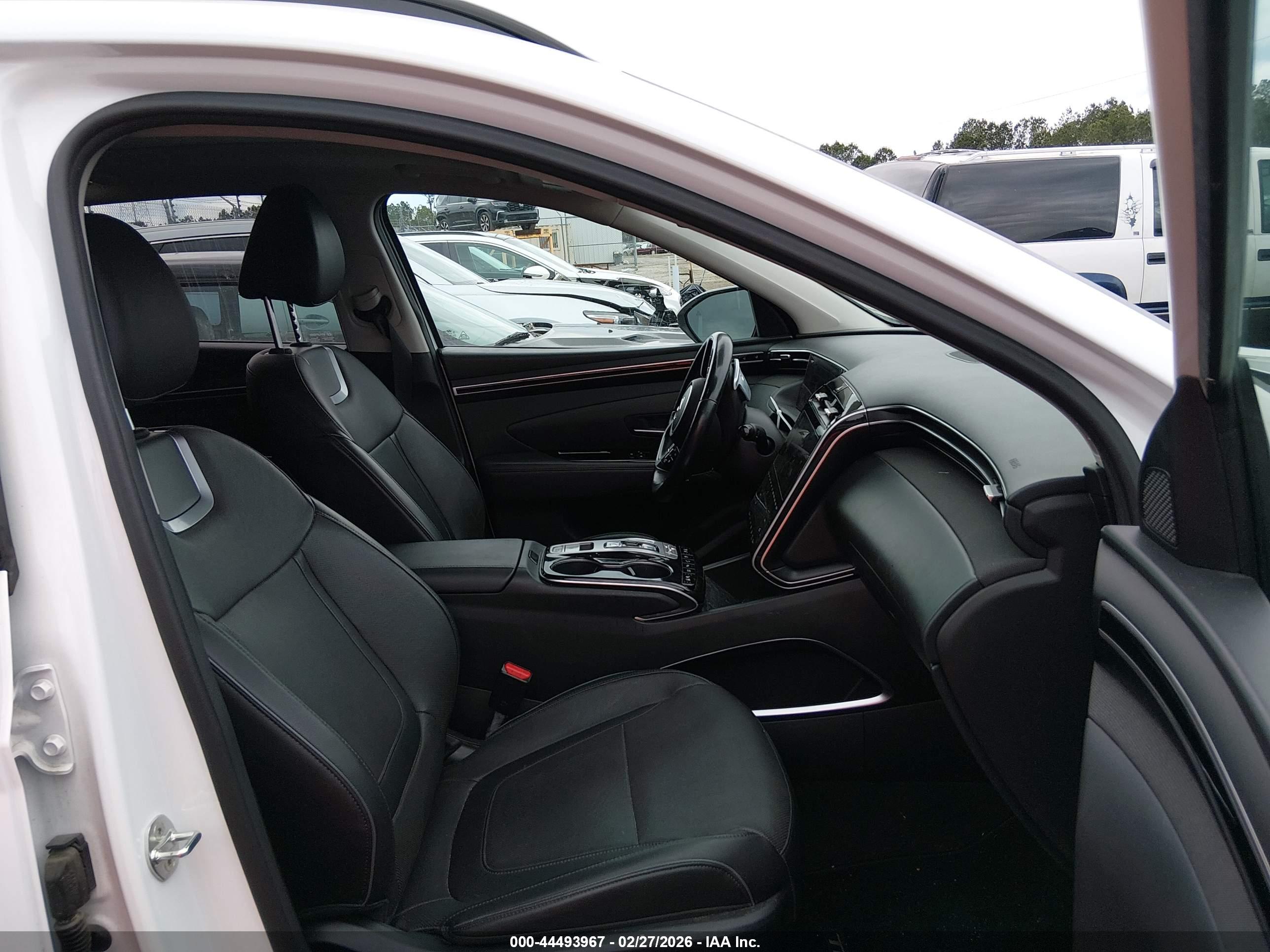 HYUNDAI TUCSON image 5