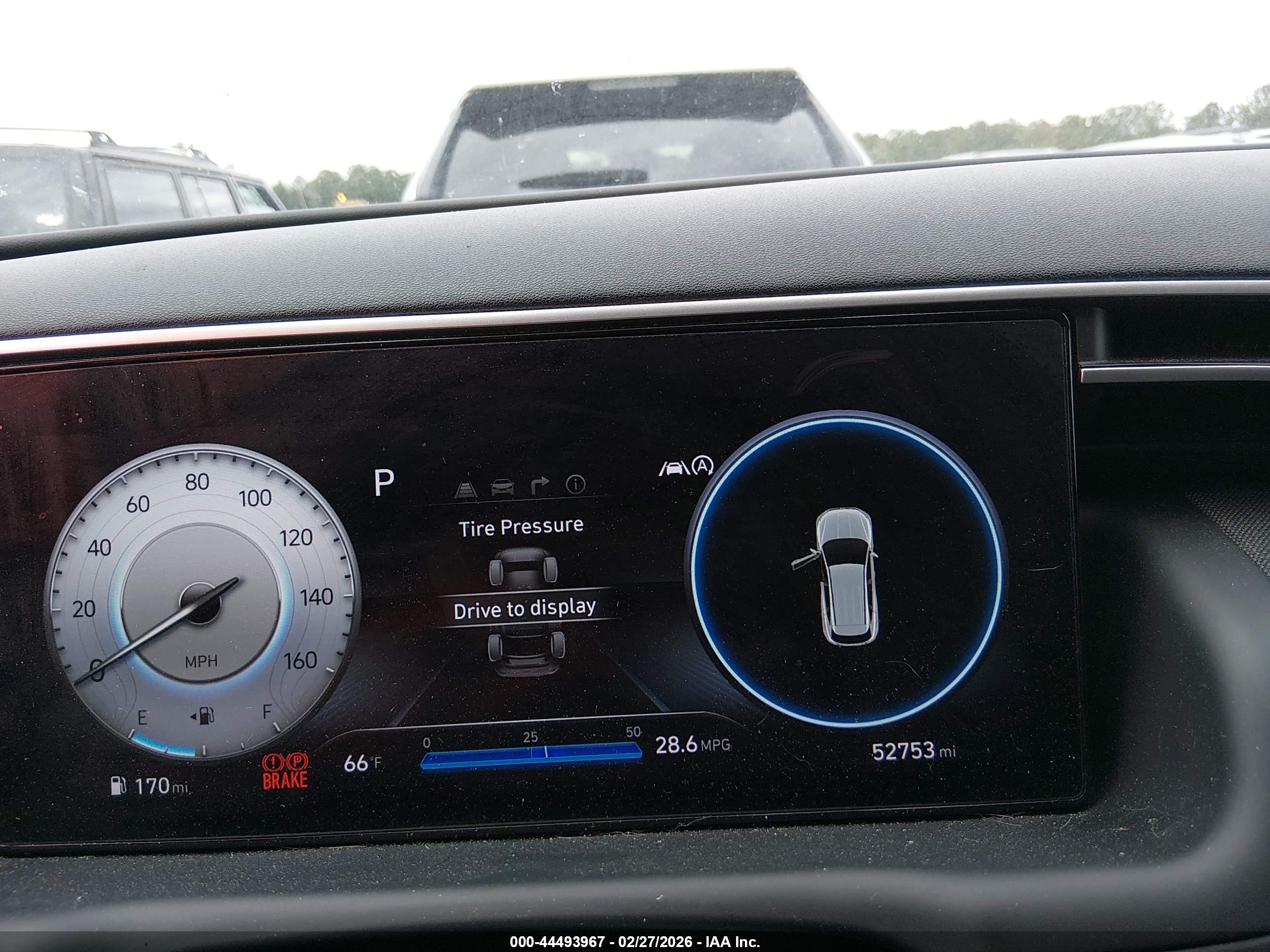 HYUNDAI TUCSON image 7