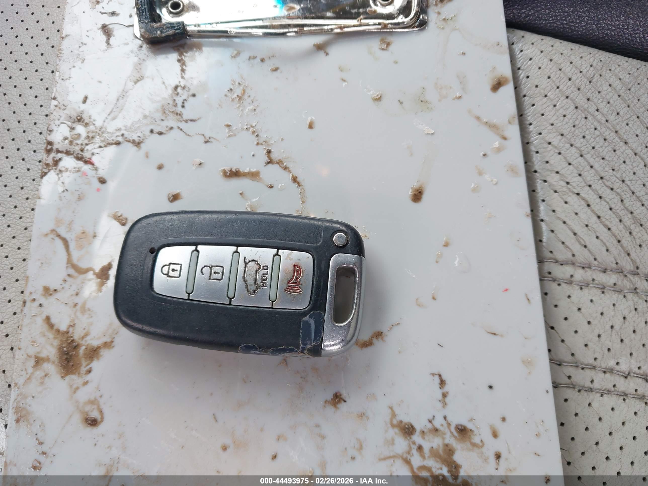 KIA SORENTO image 11
