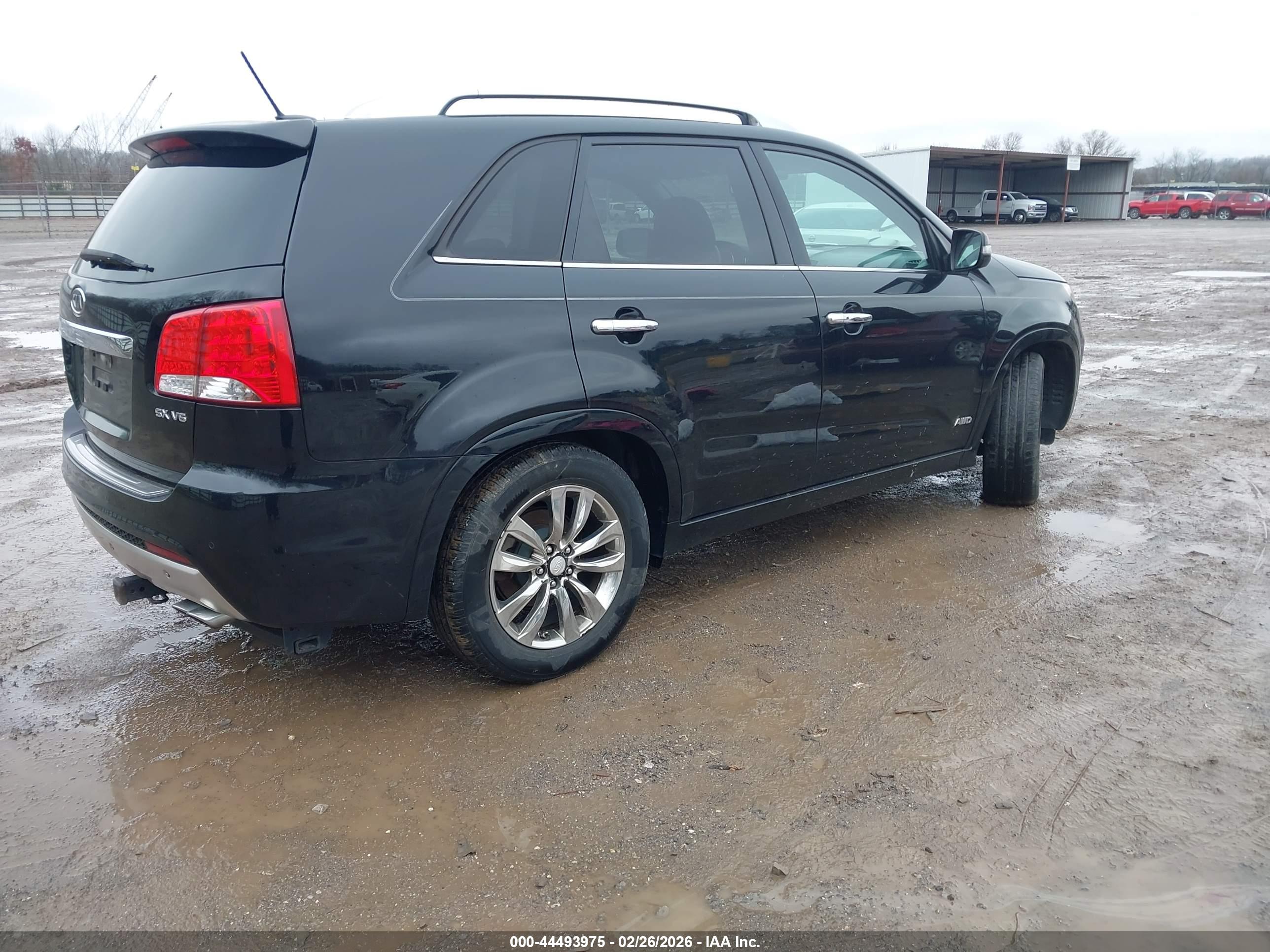 KIA SORENTO image 4