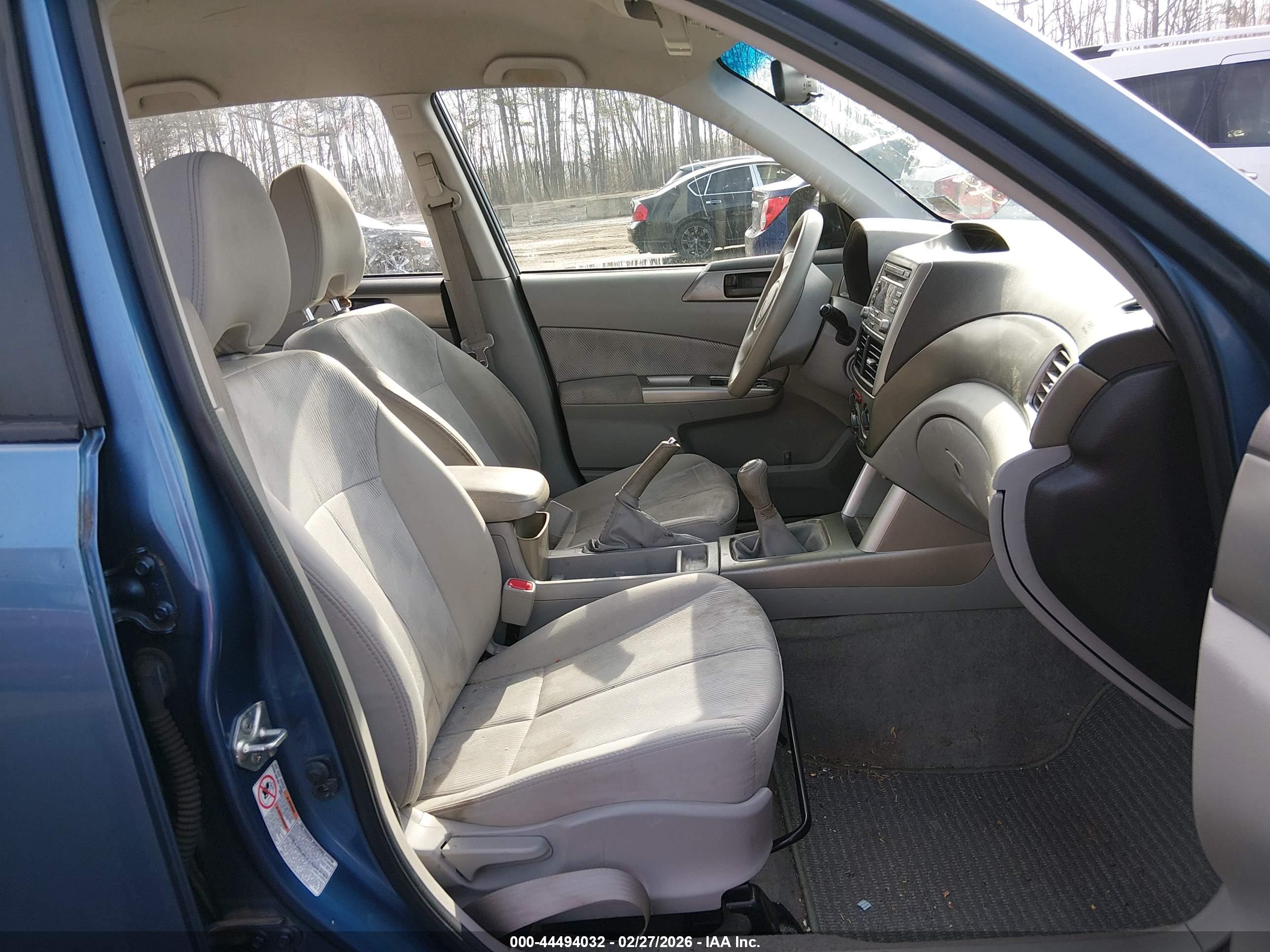 SUBARU FORESTER image 5