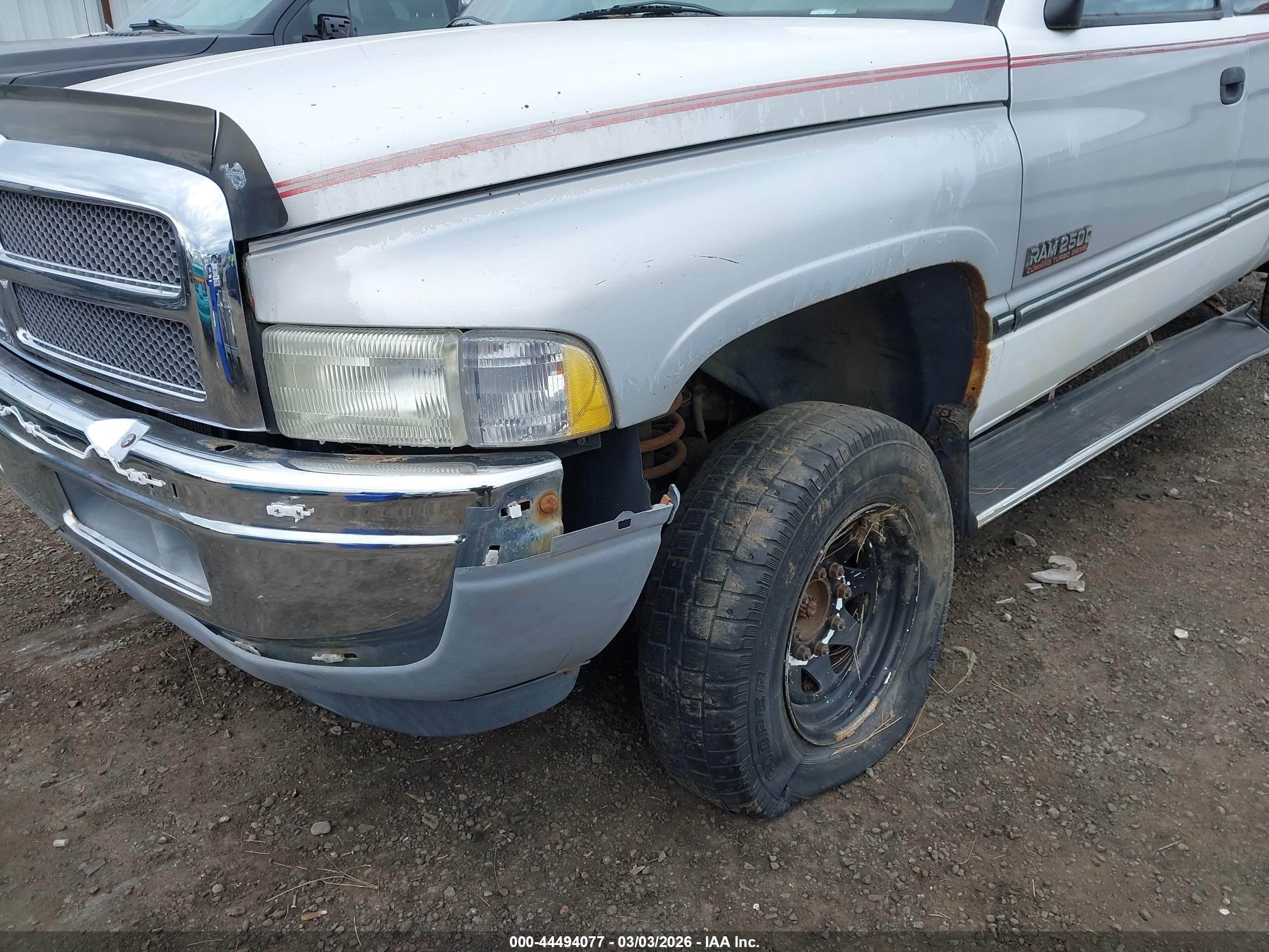DODGE RAM image 6