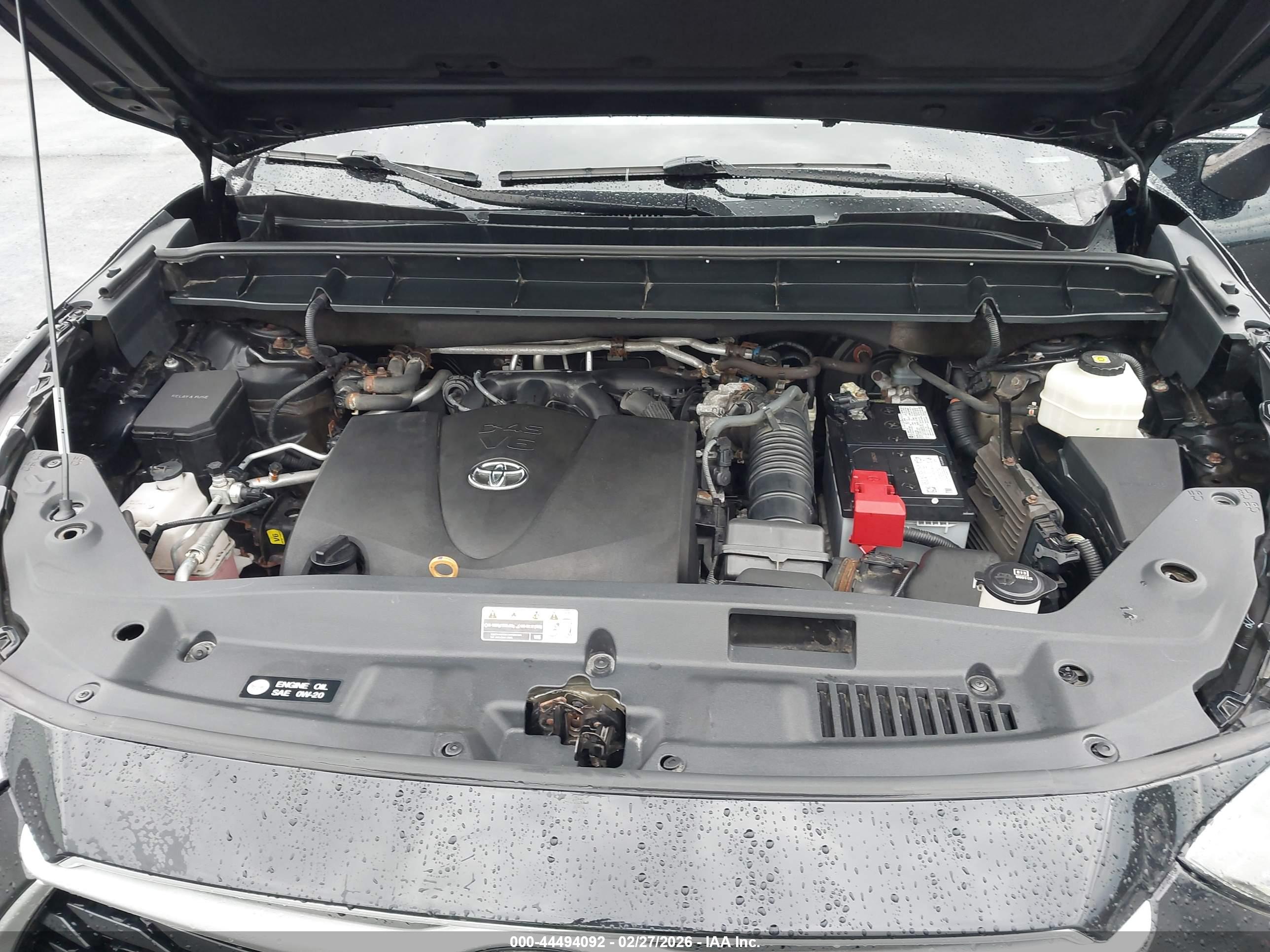 TOYOTA HIGHLANDER image 10