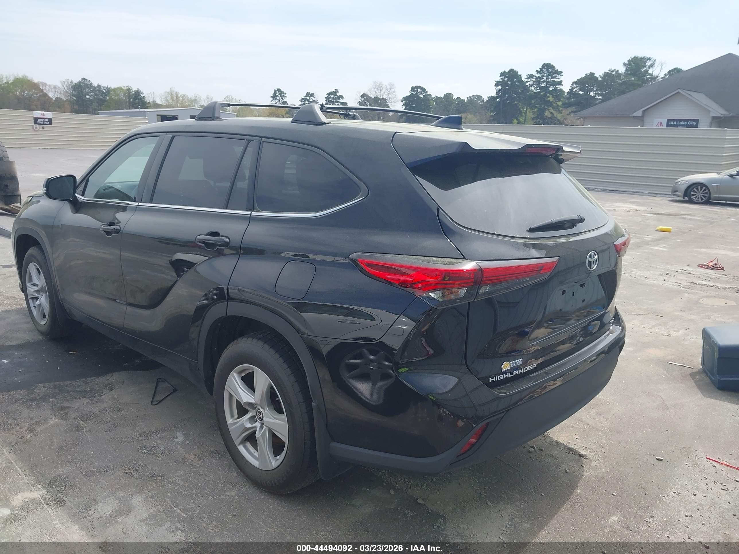 TOYOTA HIGHLANDER image 3