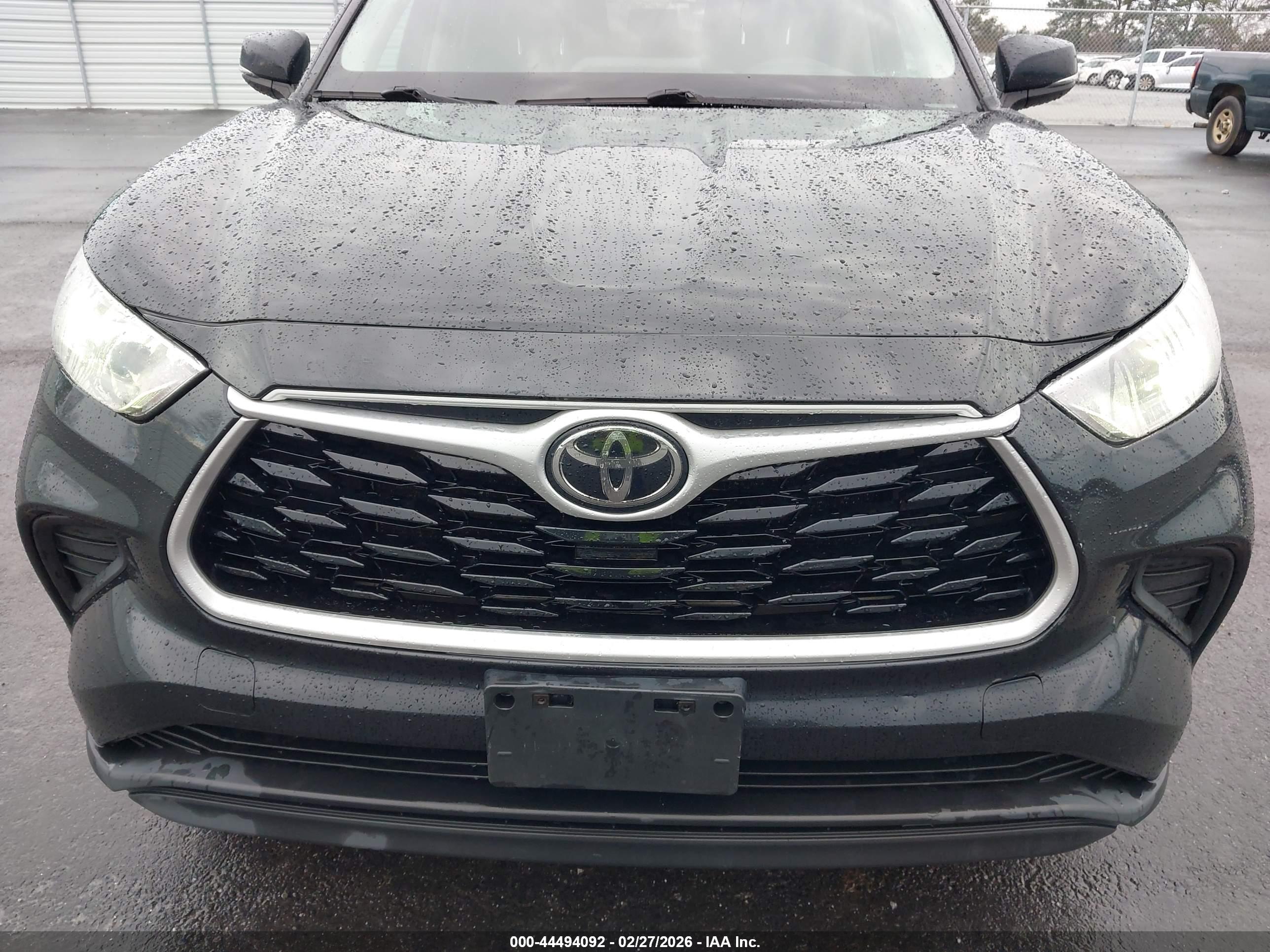 TOYOTA HIGHLANDER image 6