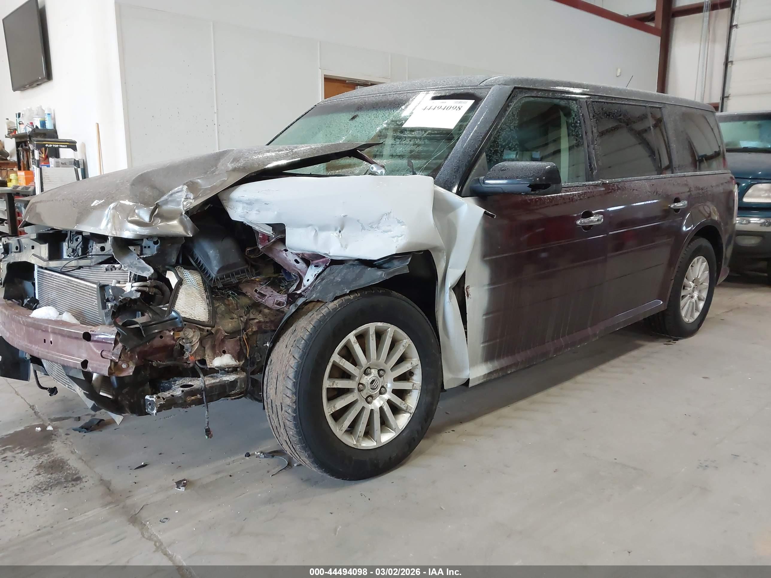 FORD FLEX image 2