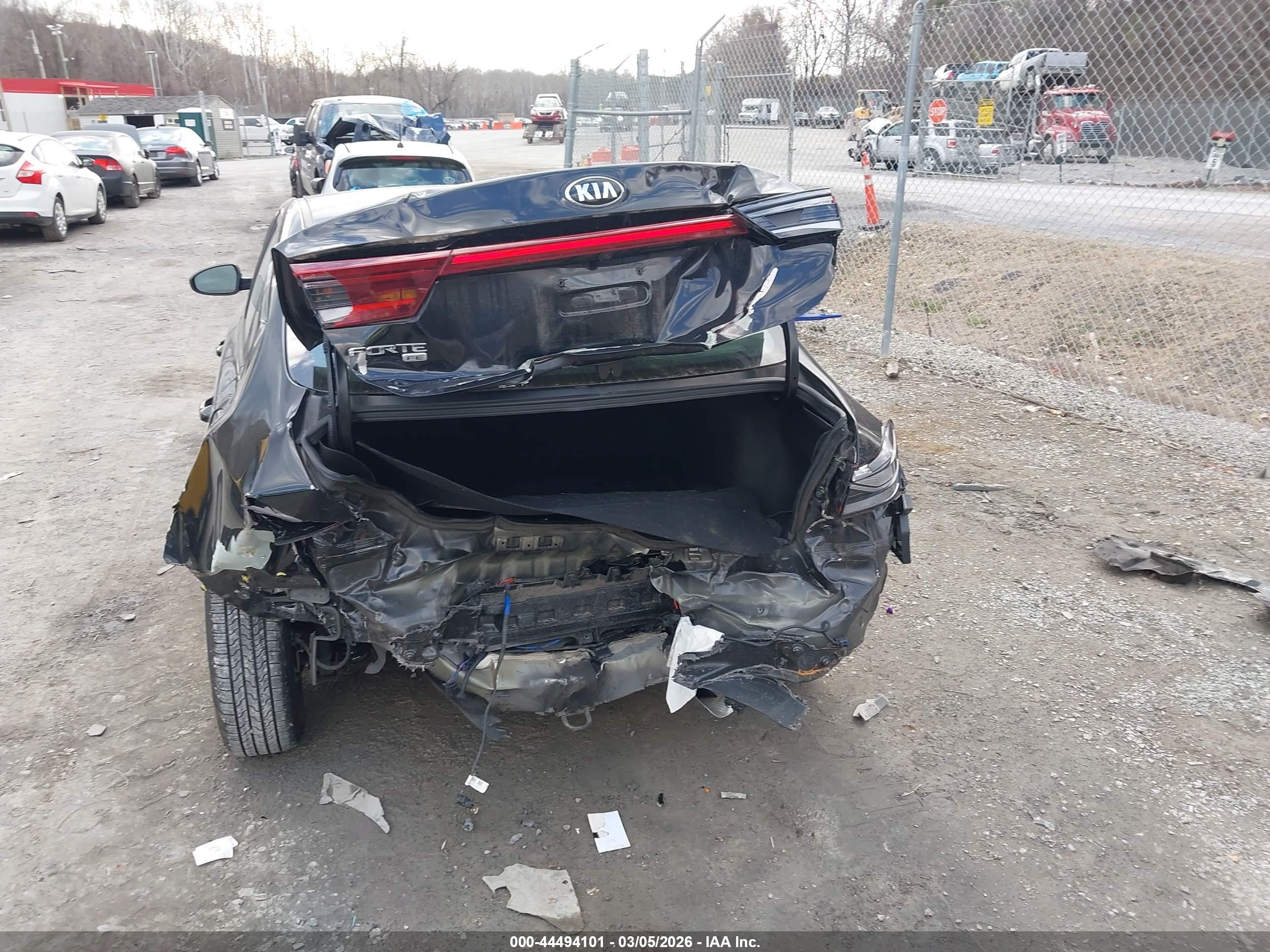 KIA FORTE image 6