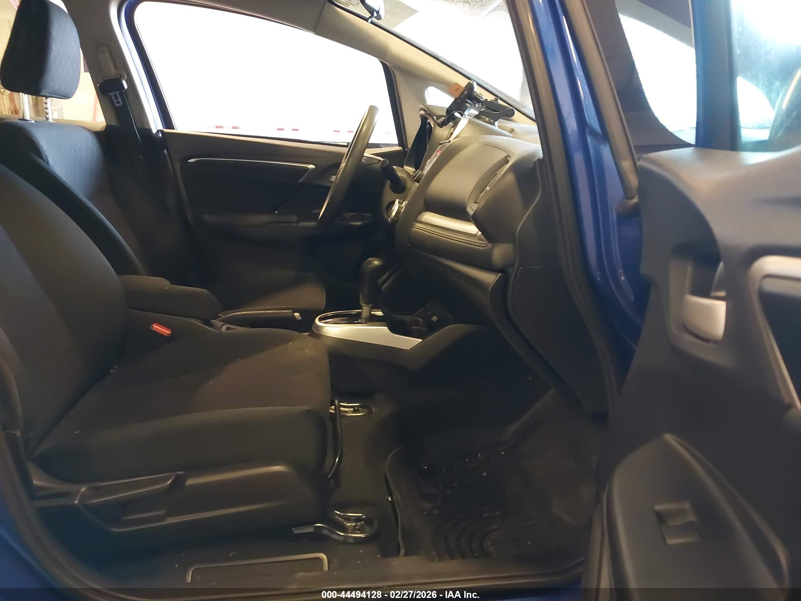 HONDA FIT image 5
