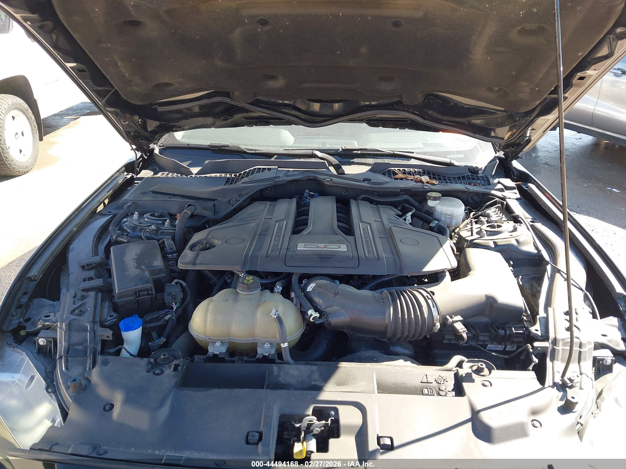 FORD MUSTANG image 10