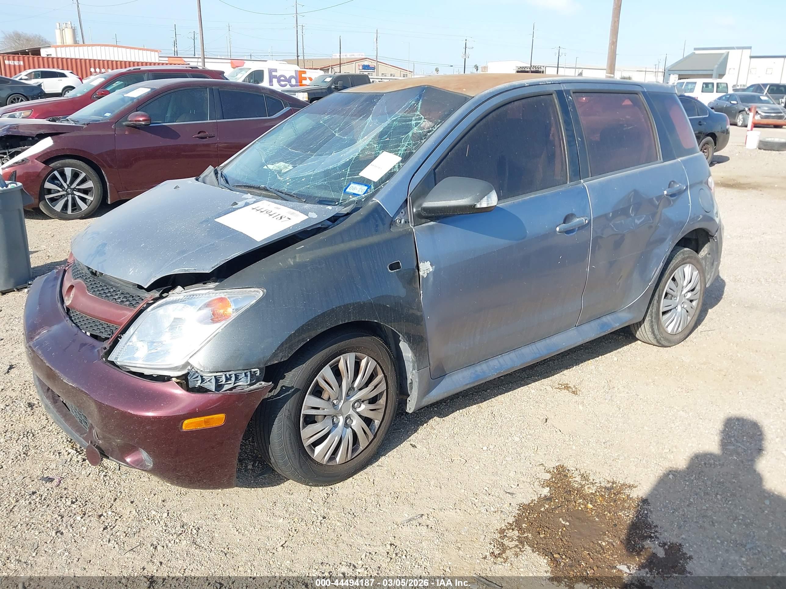 SCION XA image 2