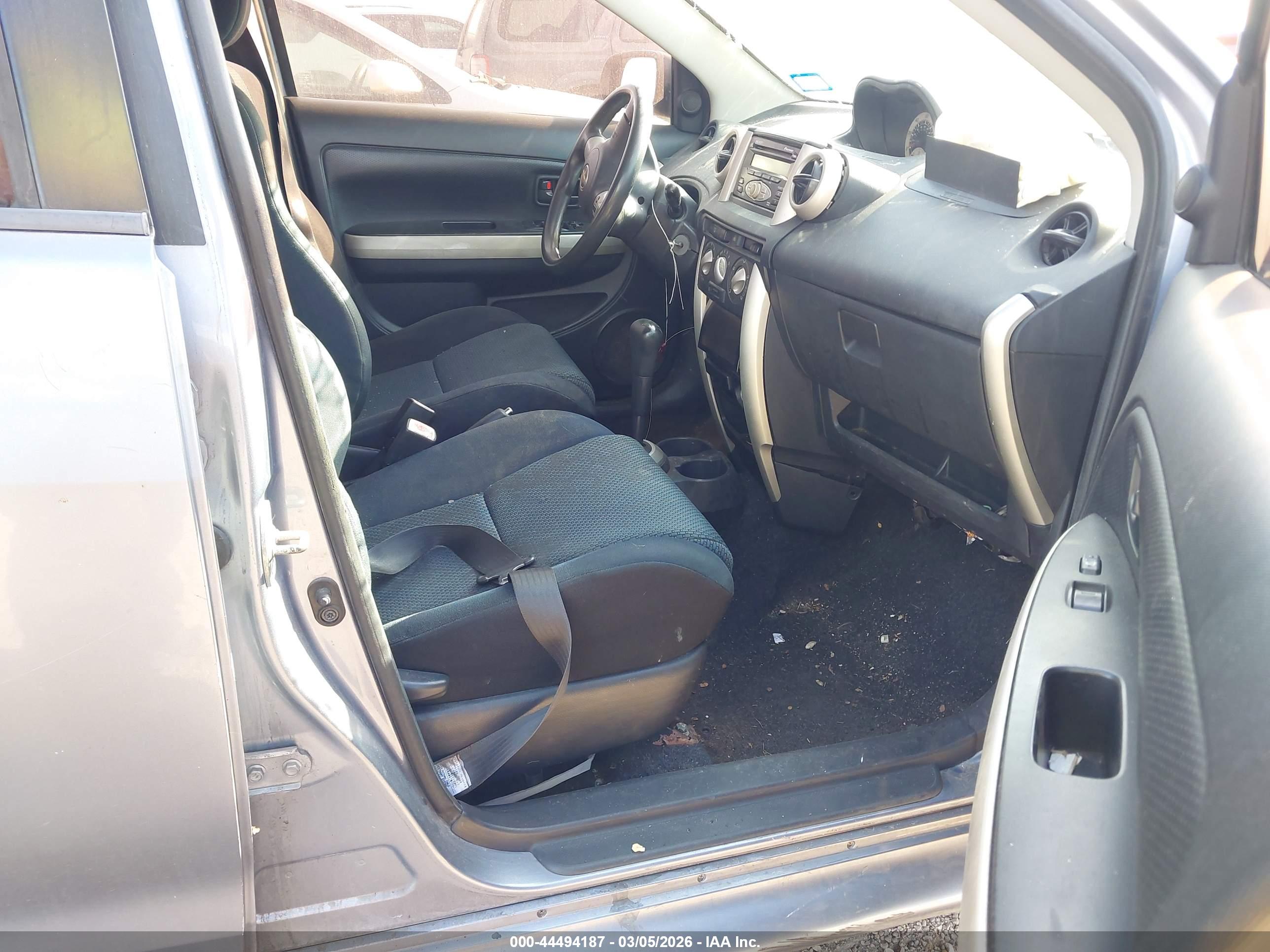 SCION XA image 5
