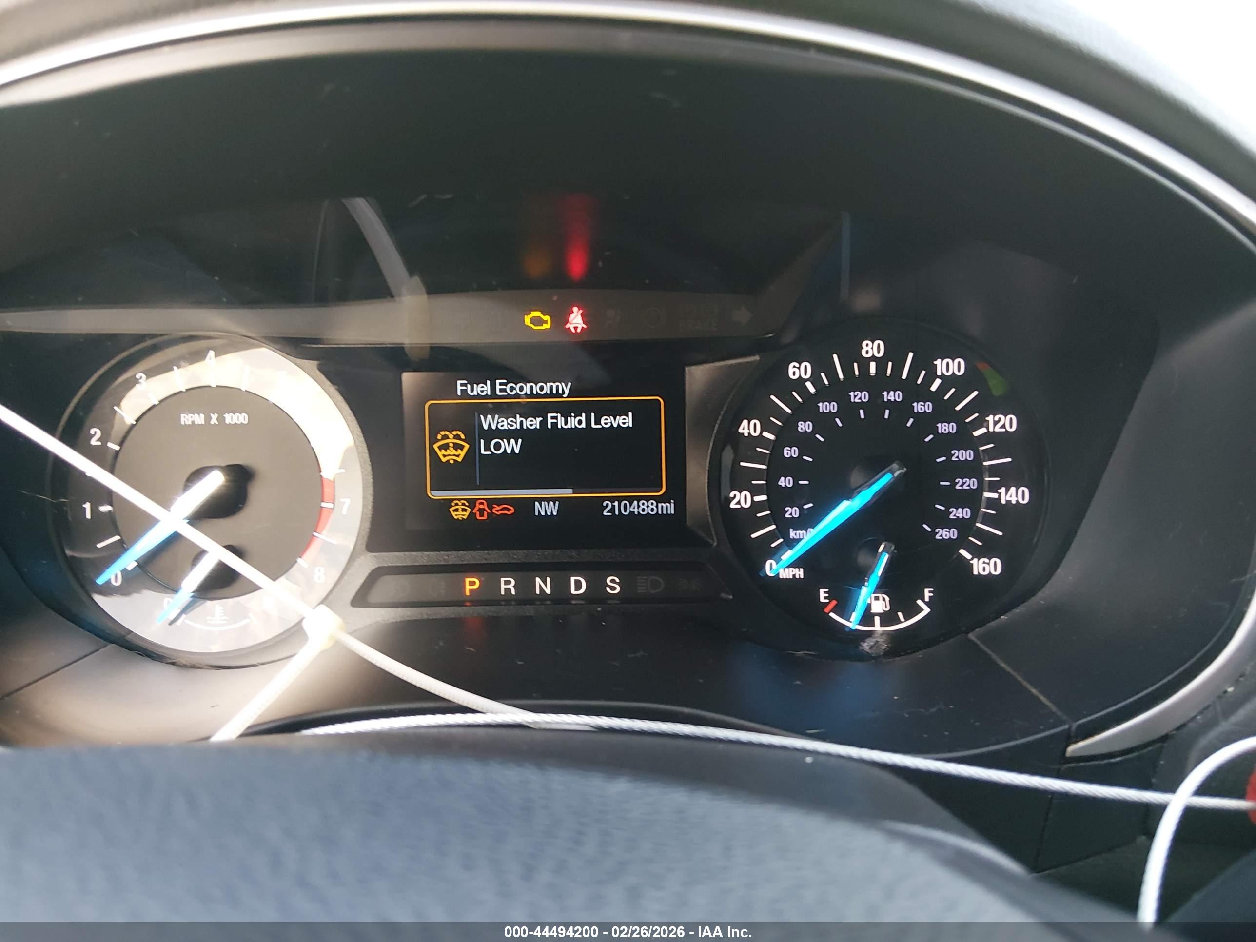 FORD FUSION image 7