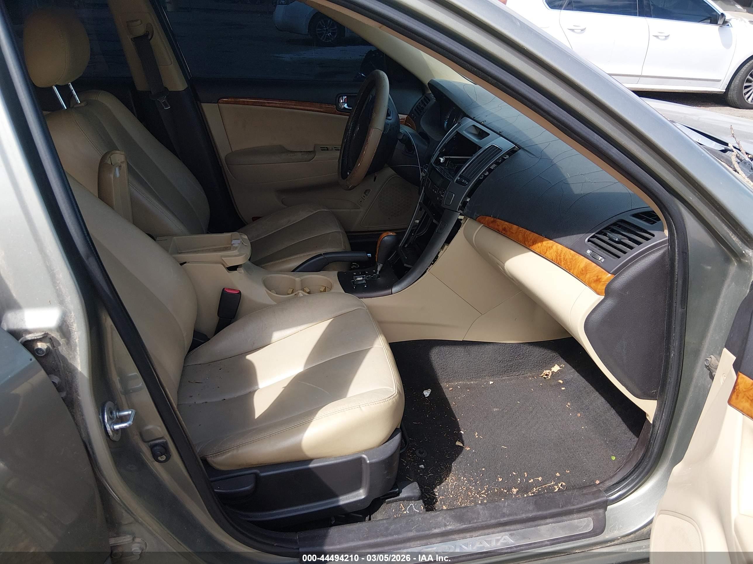 HYUNDAI SONATA image 5