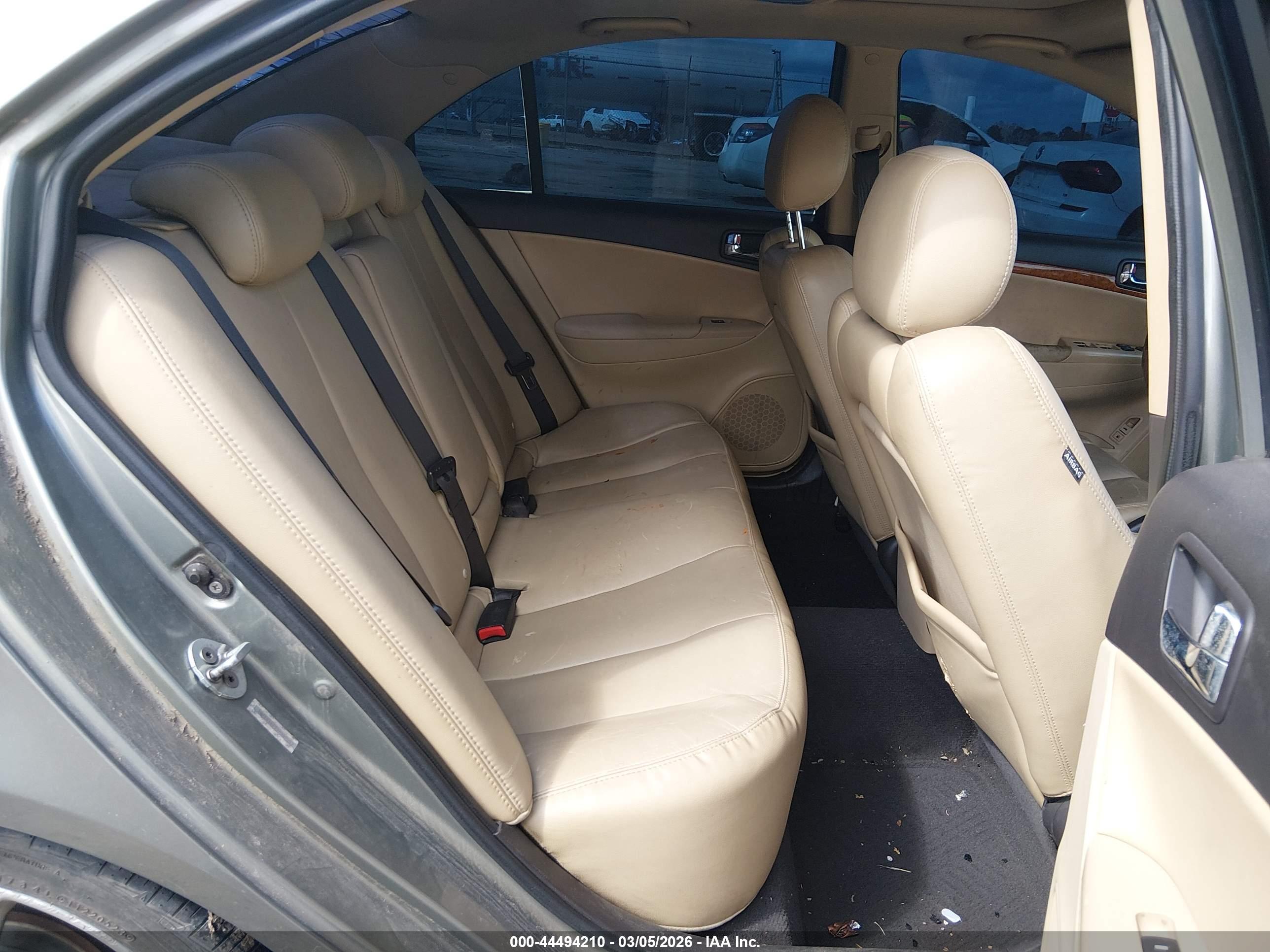HYUNDAI SONATA image 8
