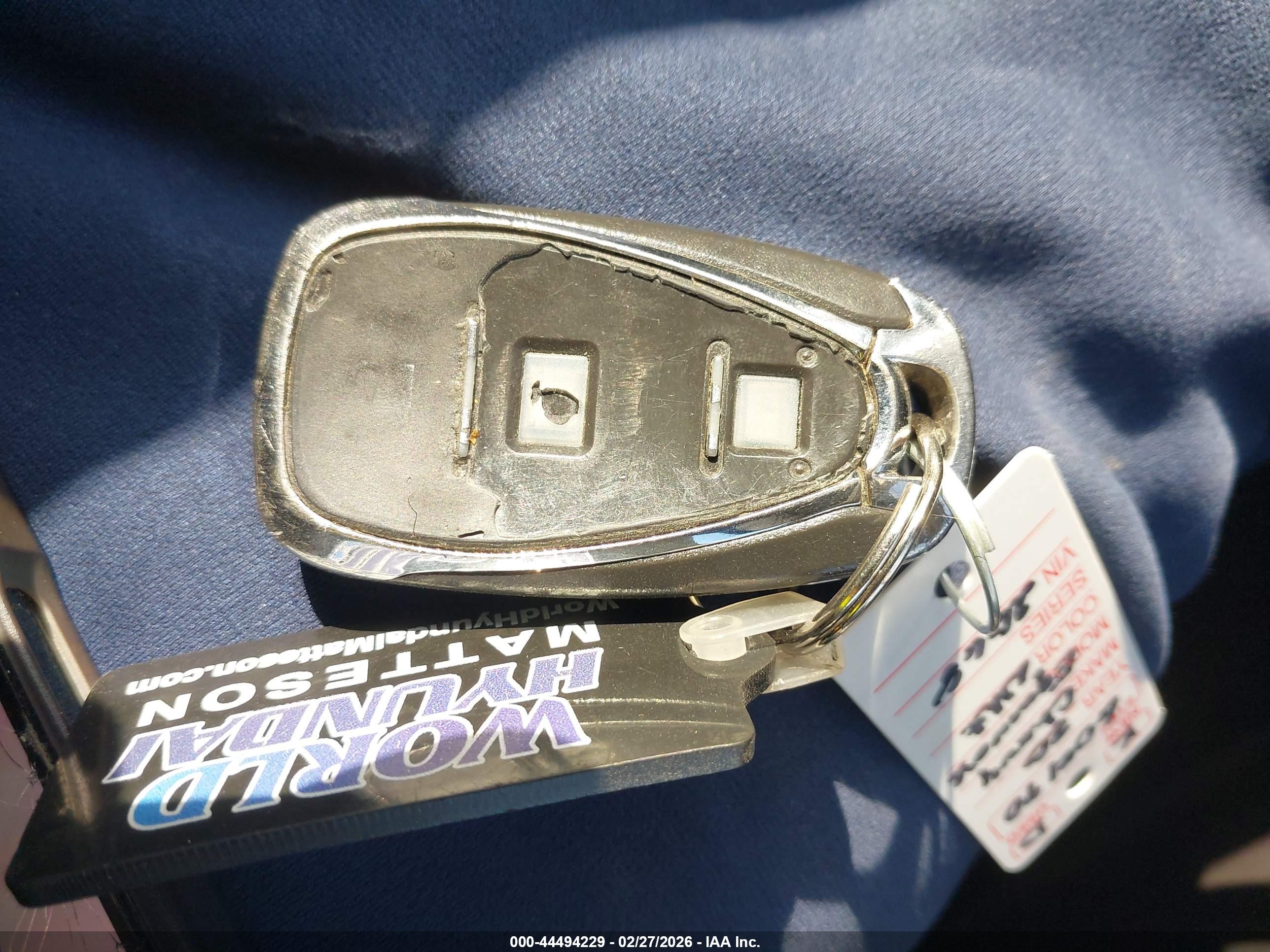 CHEVROLET EQUINOX image 11