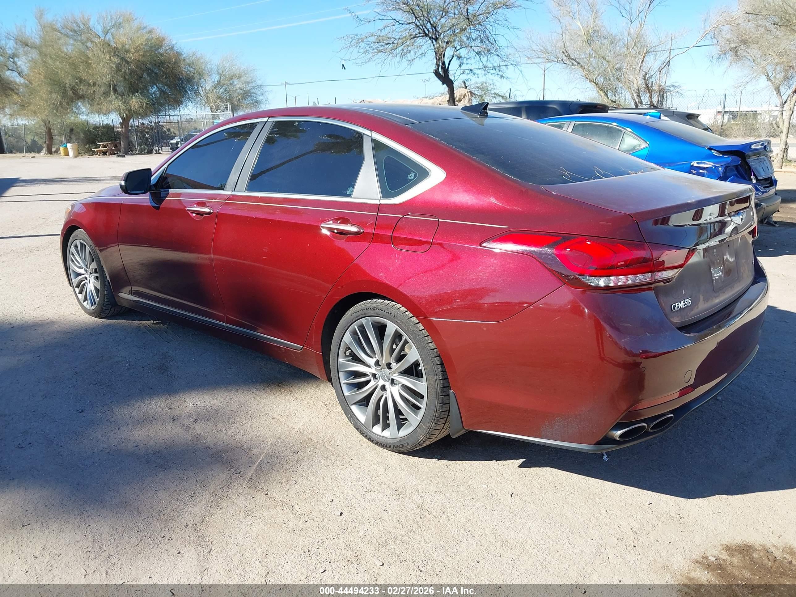 HYUNDAI GENESIS image 3