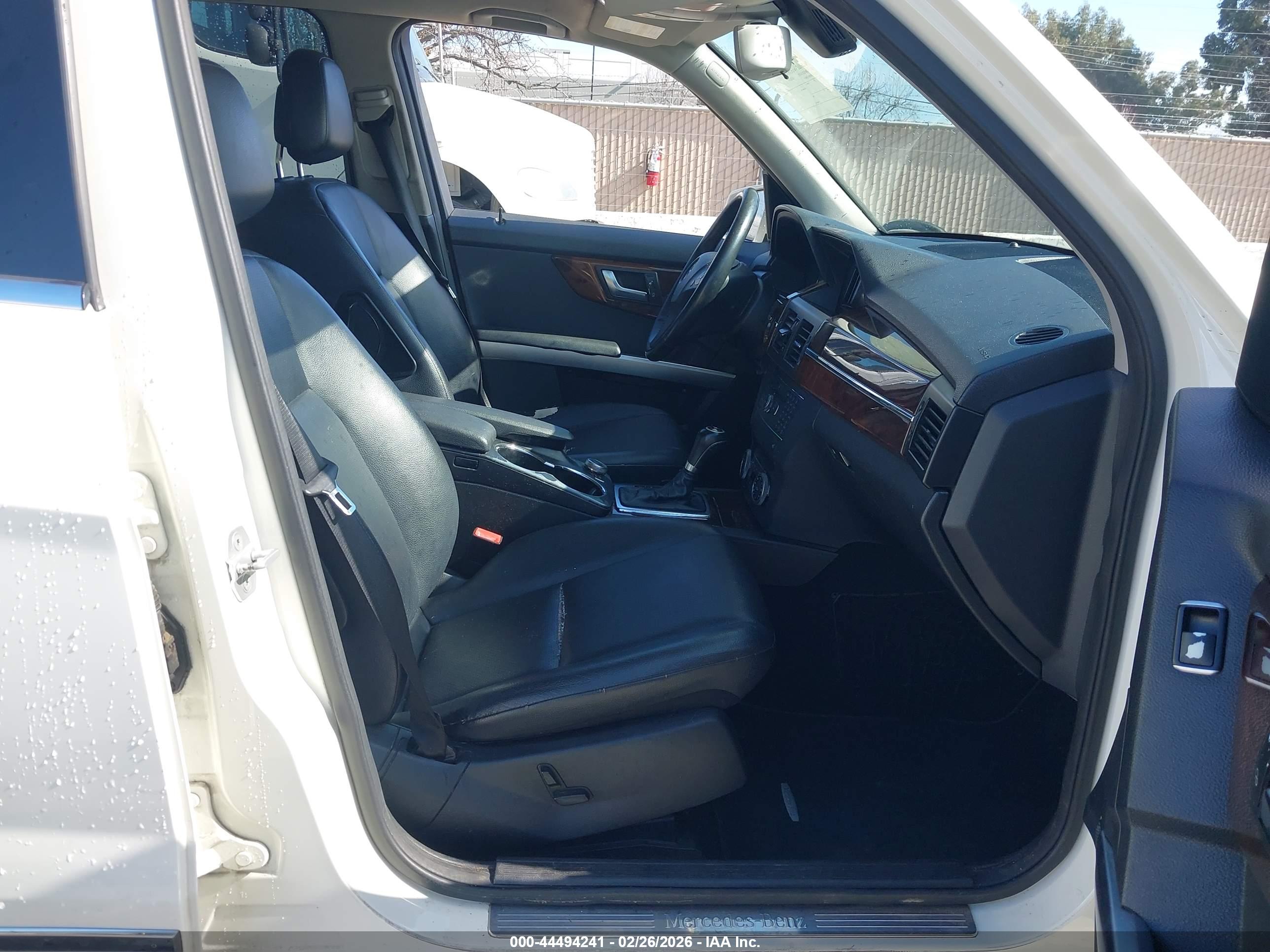 MERCEDES-BENZ GLK image 5