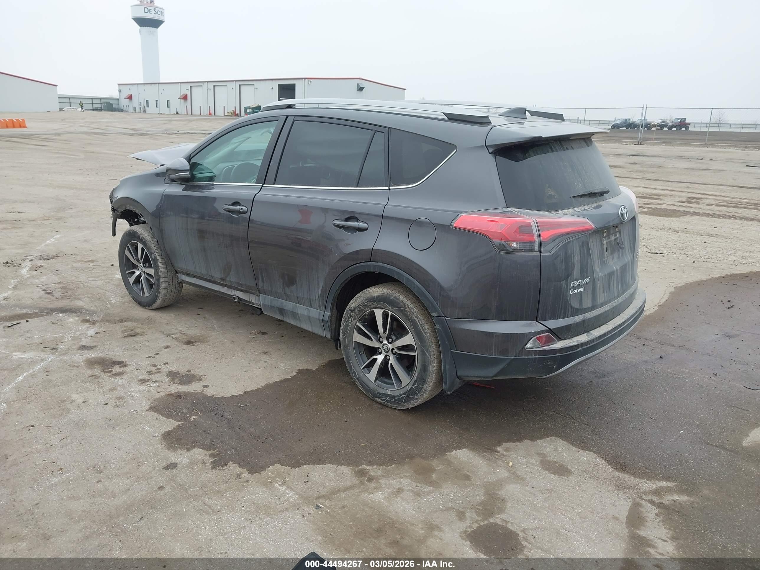 TOYOTA RAV4 image 3