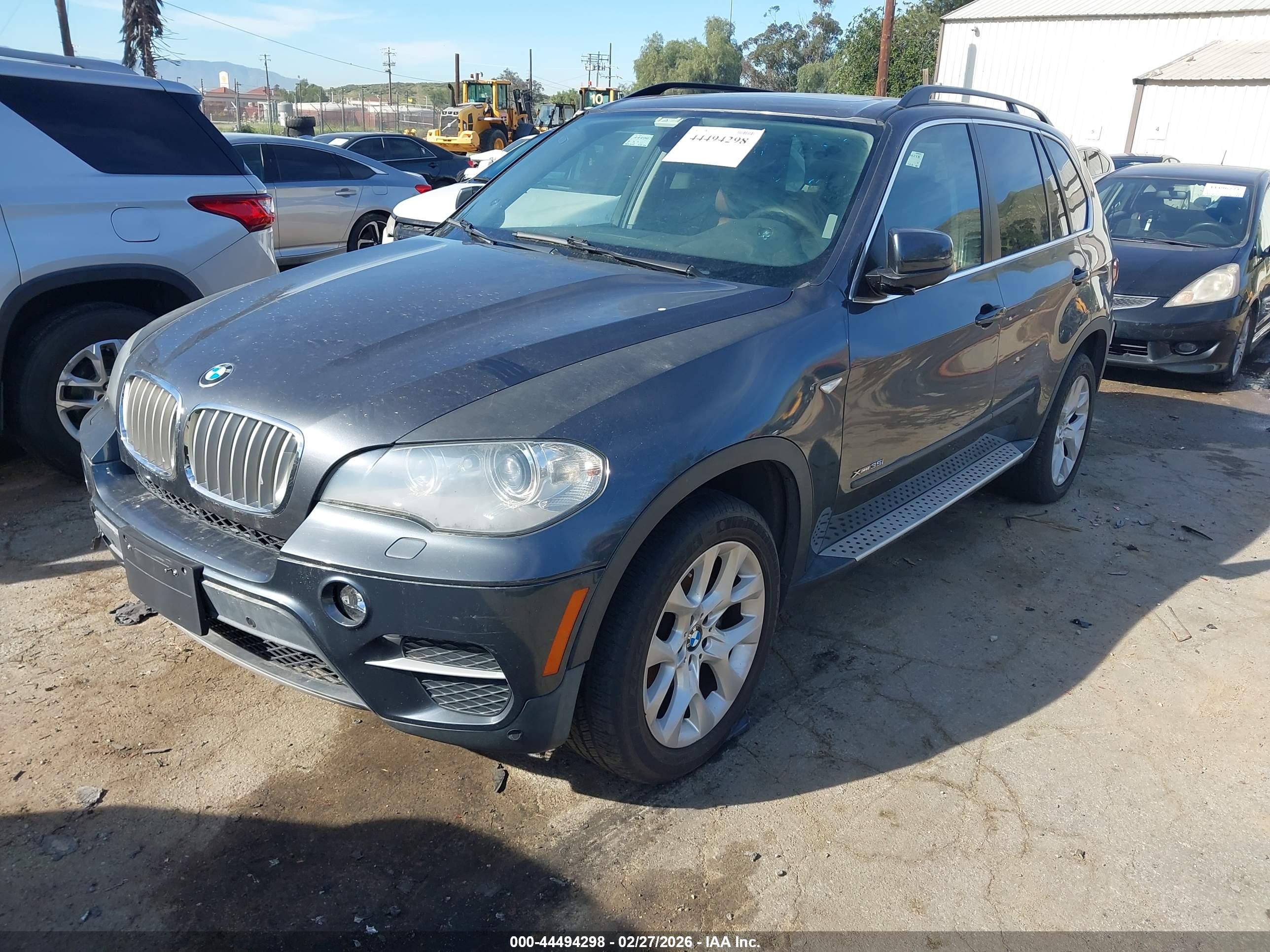 BMW X5 image 2