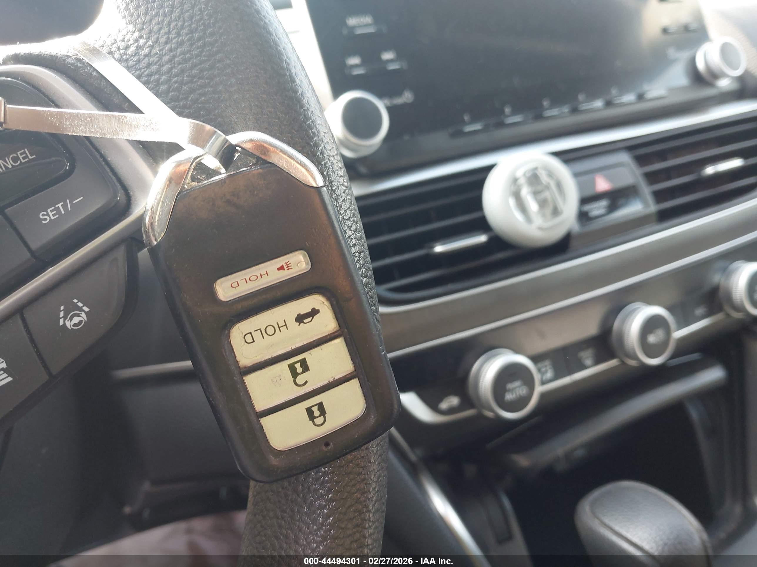 HONDA ACCORD image 11