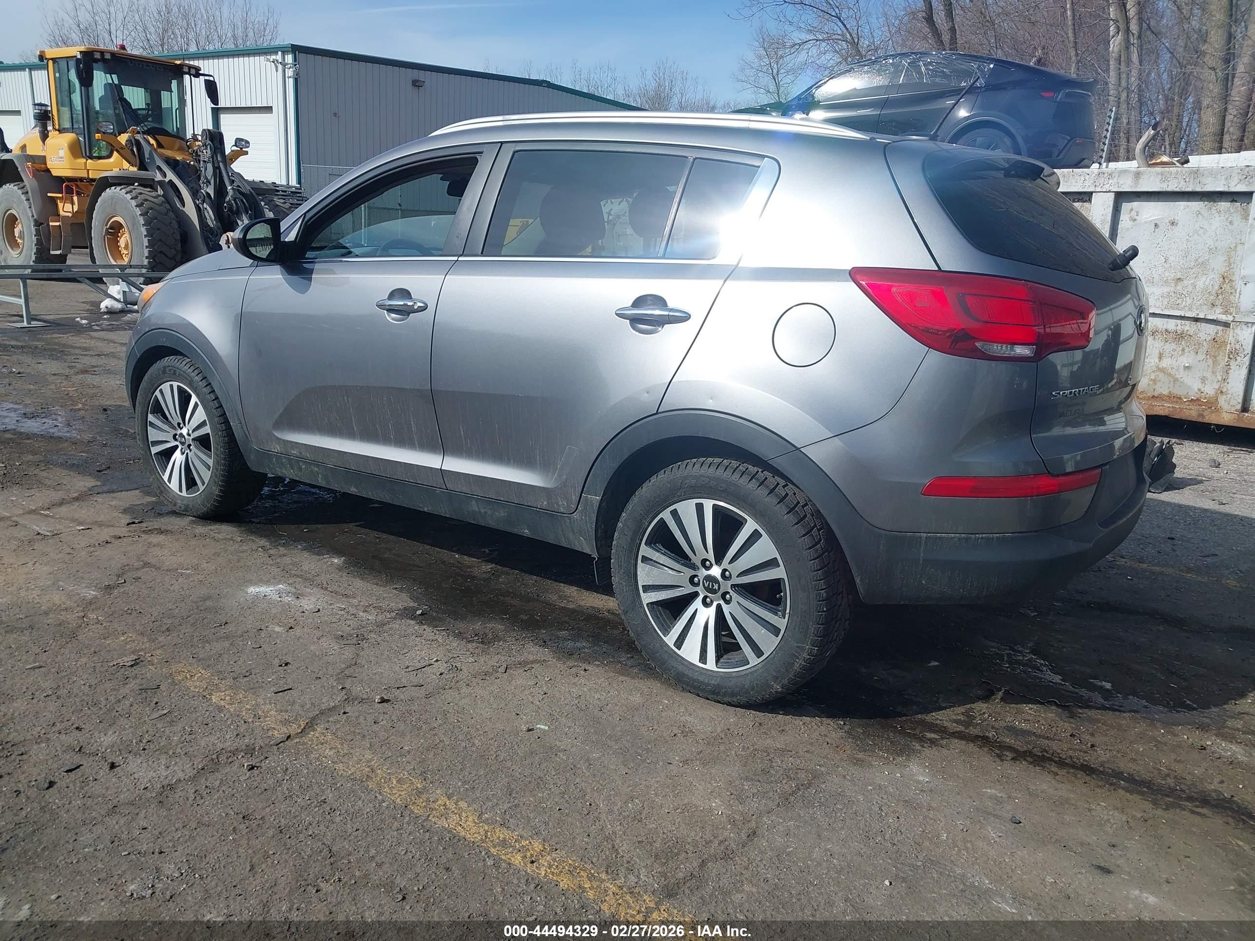 KIA SPORTAGE image 3
