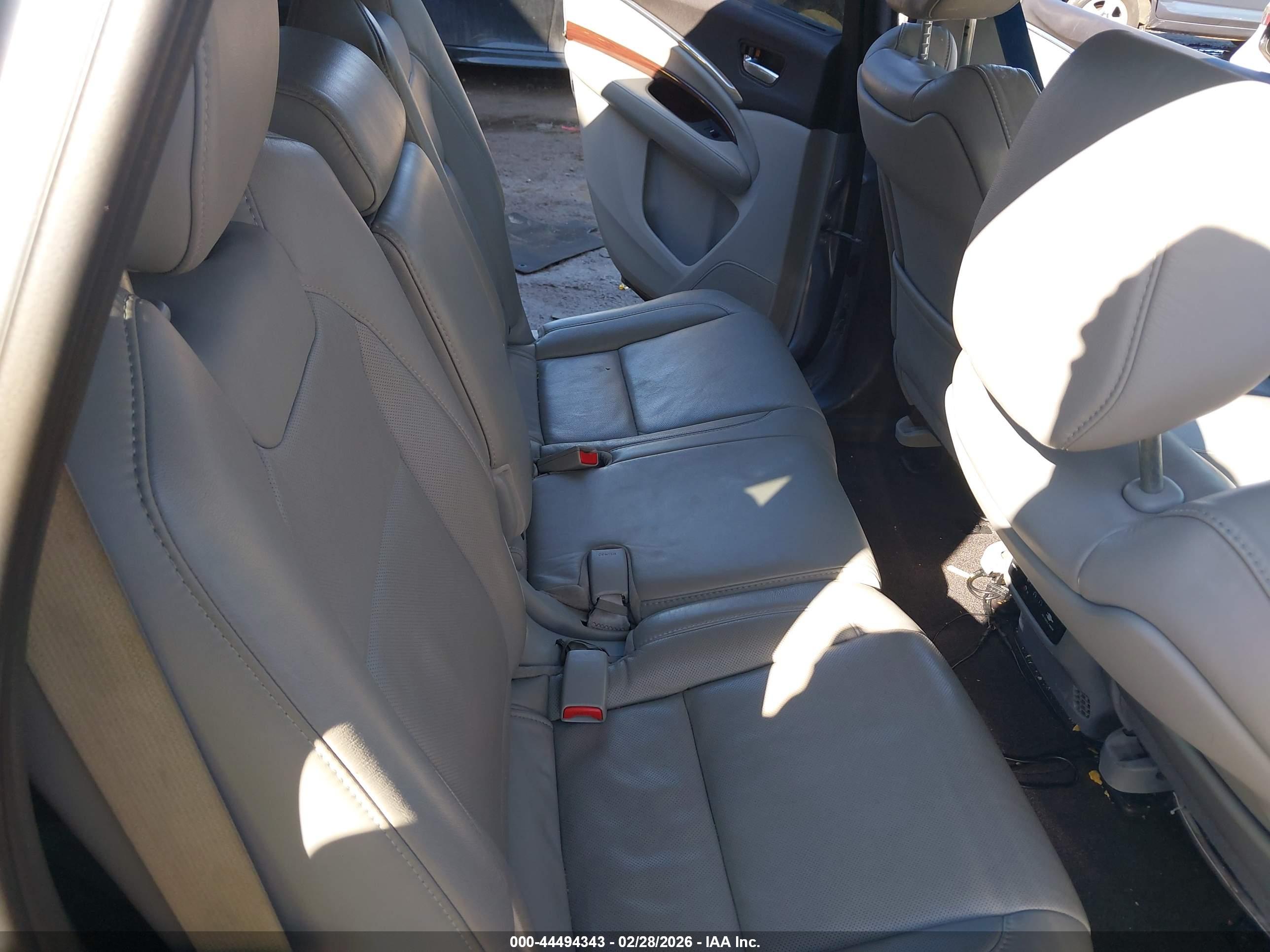 ACURA MDX image 8