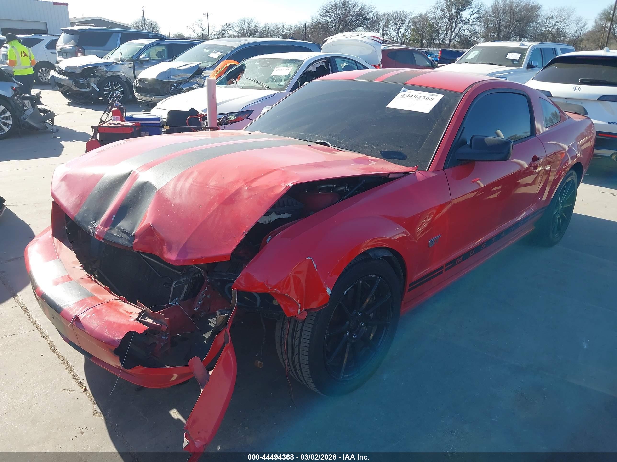 FORD MUSTANG image 2