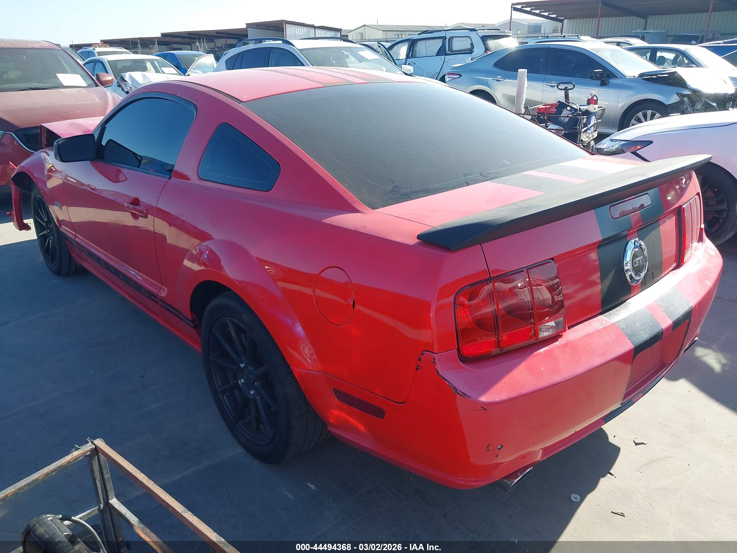 FORD MUSTANG image 3