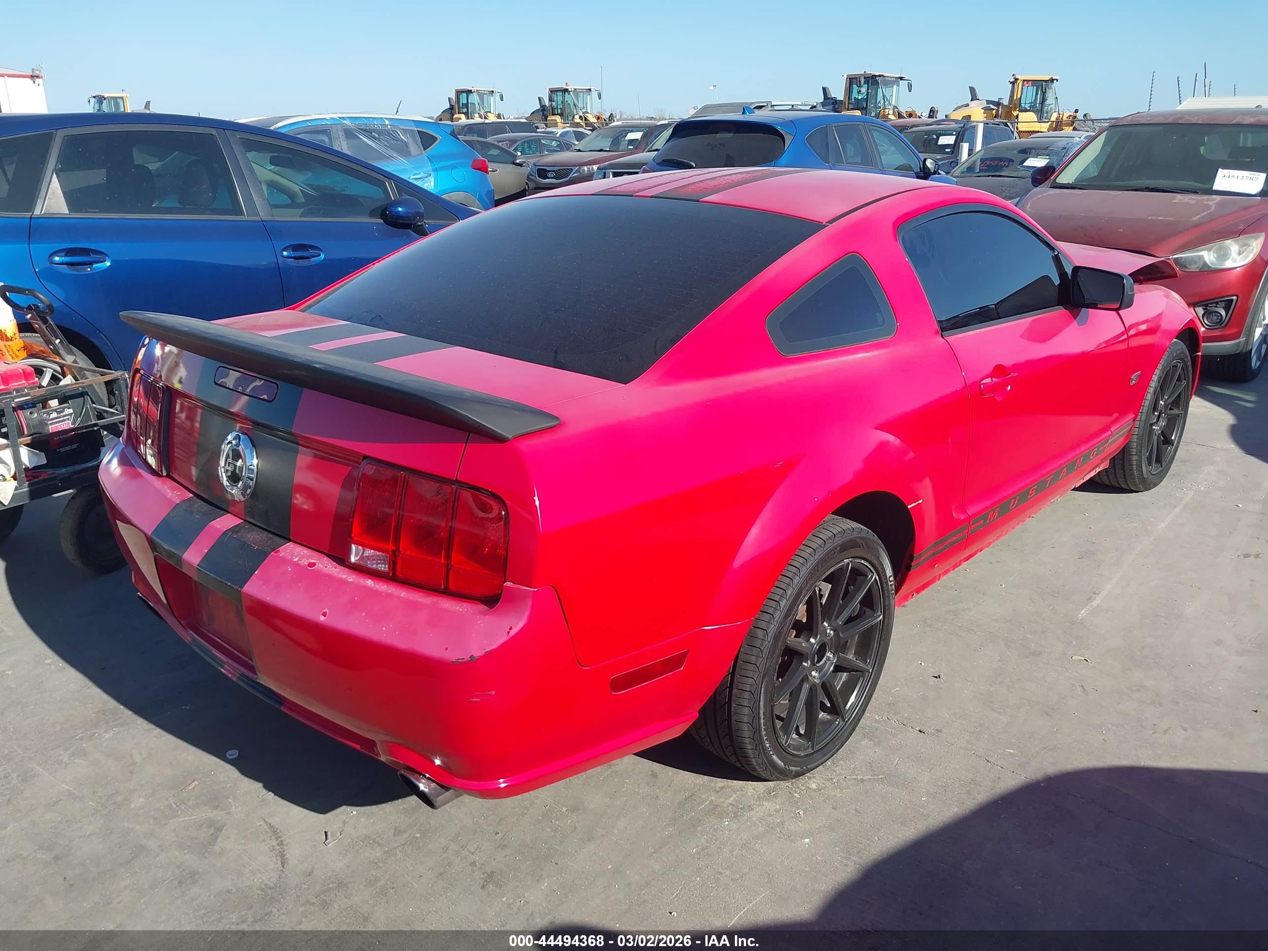 FORD MUSTANG image 4