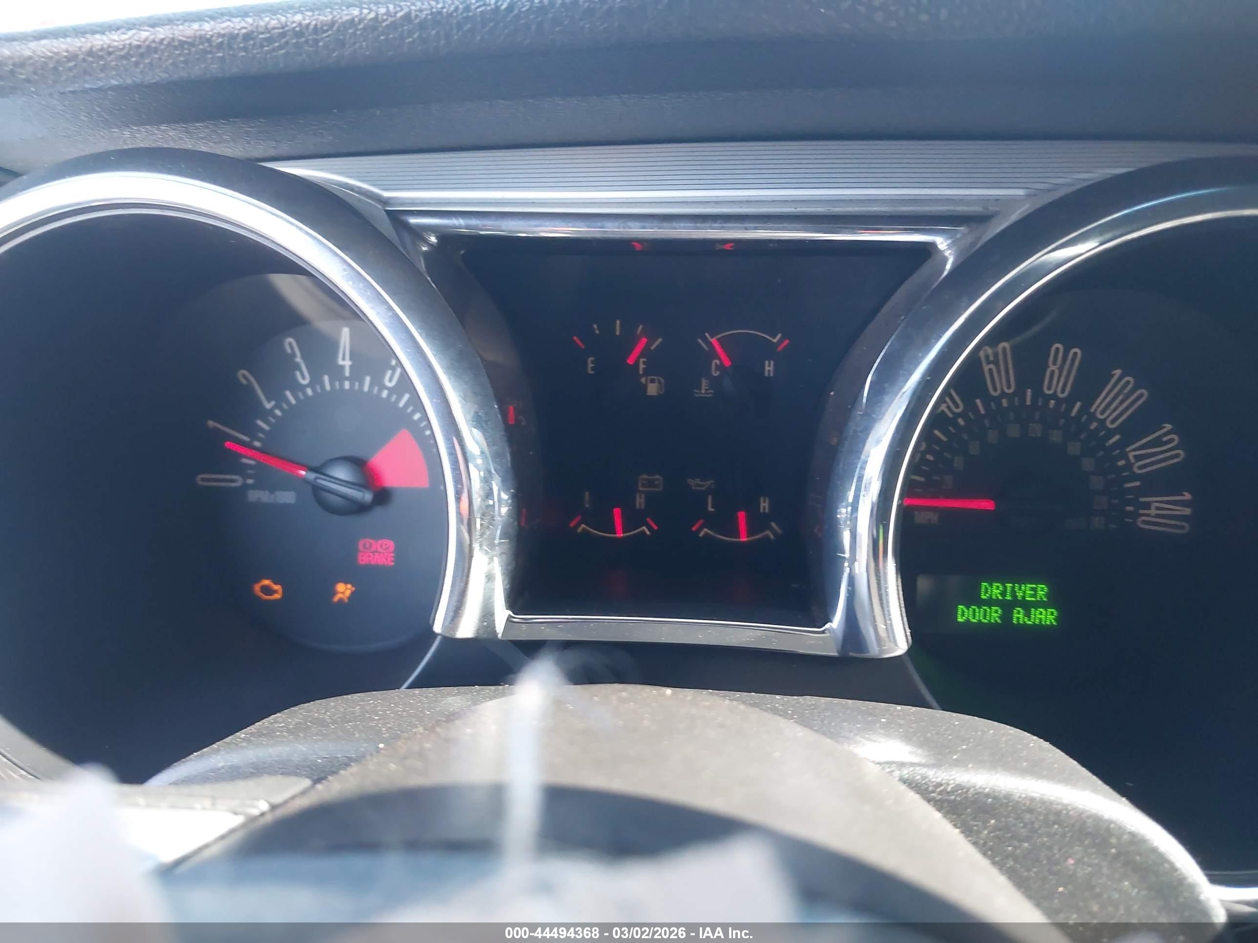 FORD MUSTANG image 7
