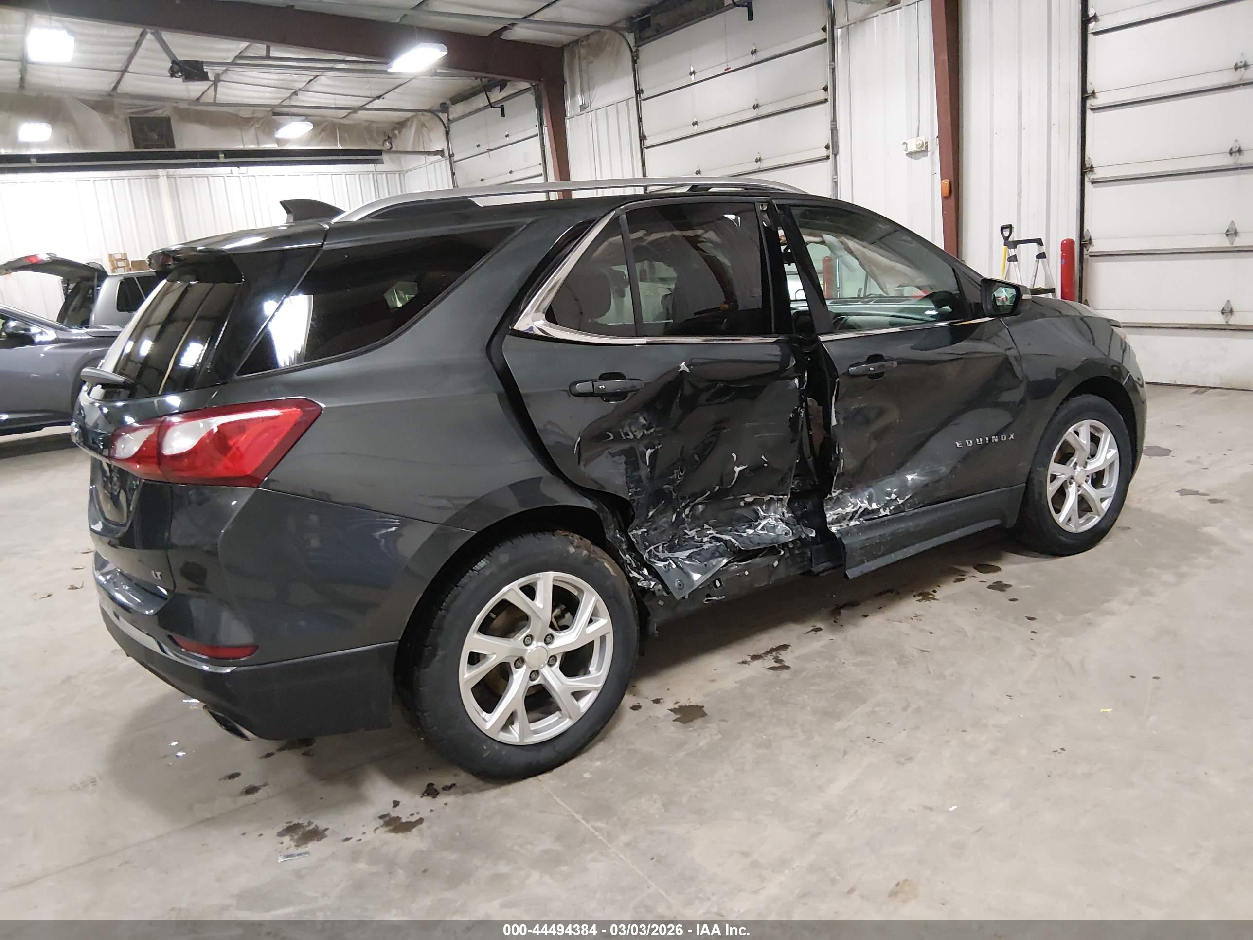 CHEVROLET EQUINOX image 4
