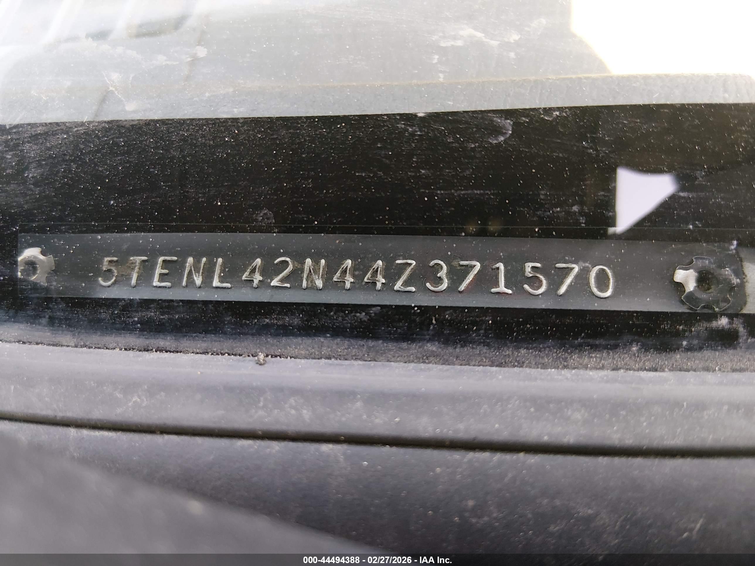 TOYOTA TACOMA image 9