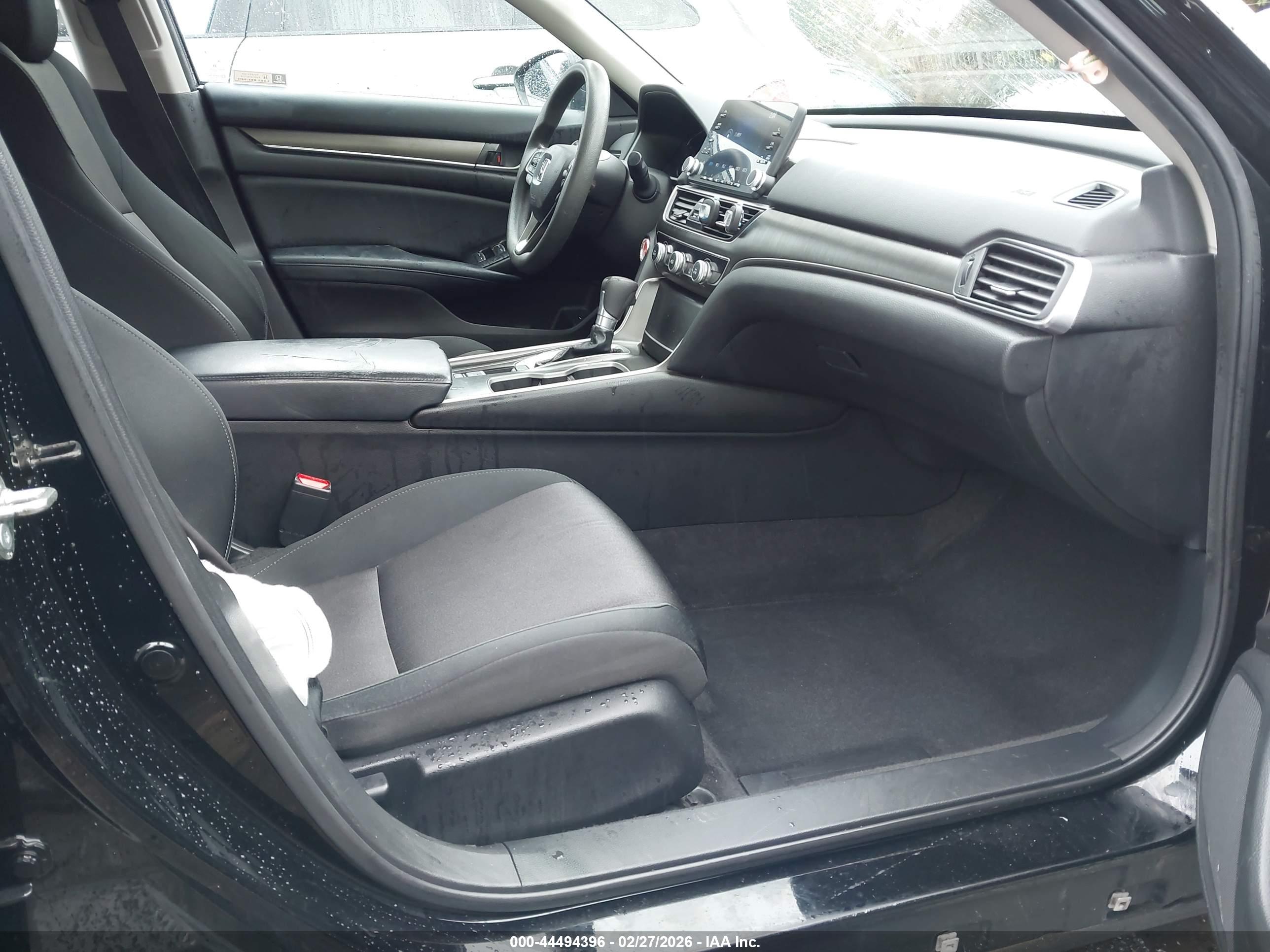 HONDA ACCORD image 5