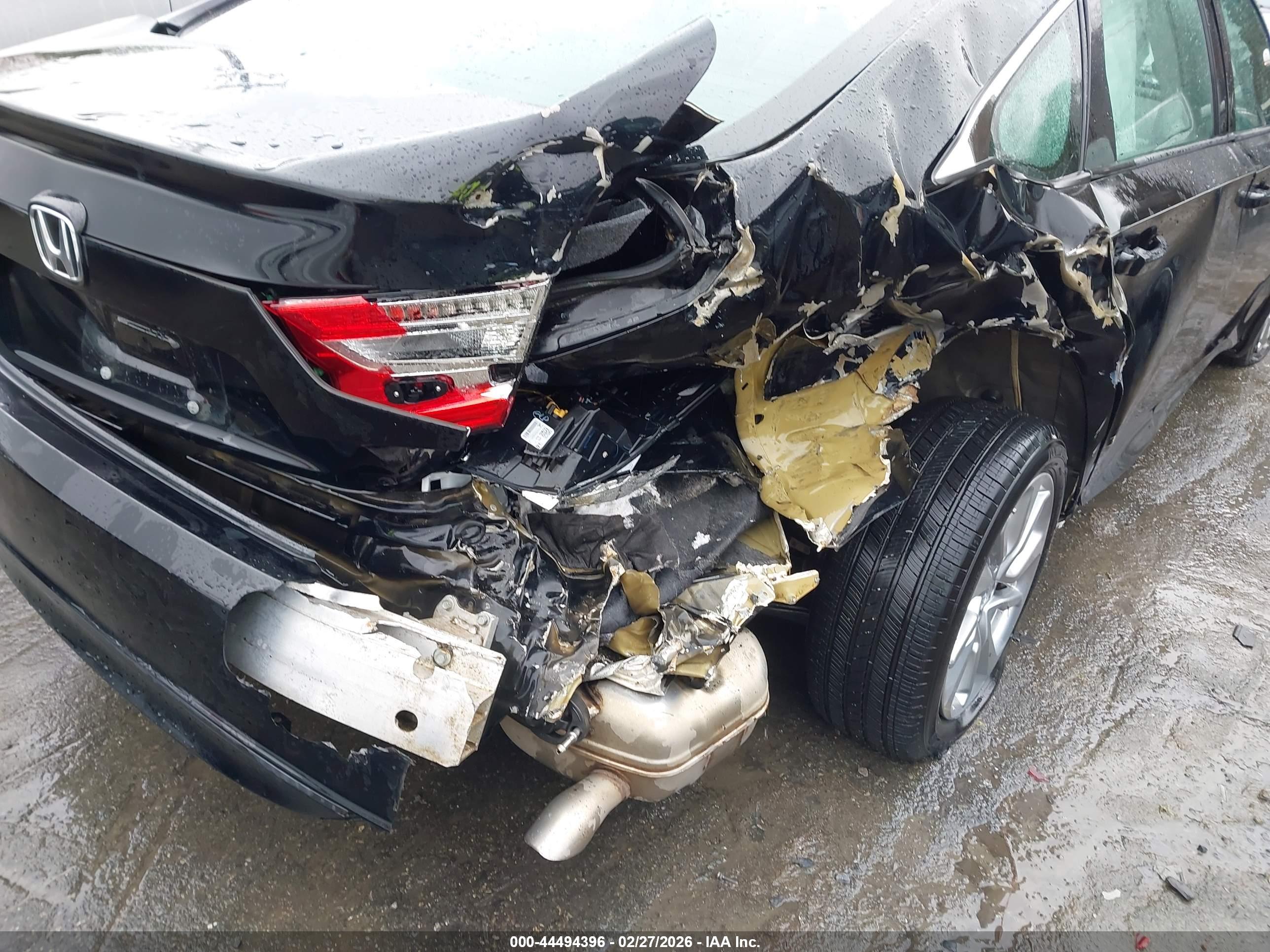 HONDA ACCORD image 6