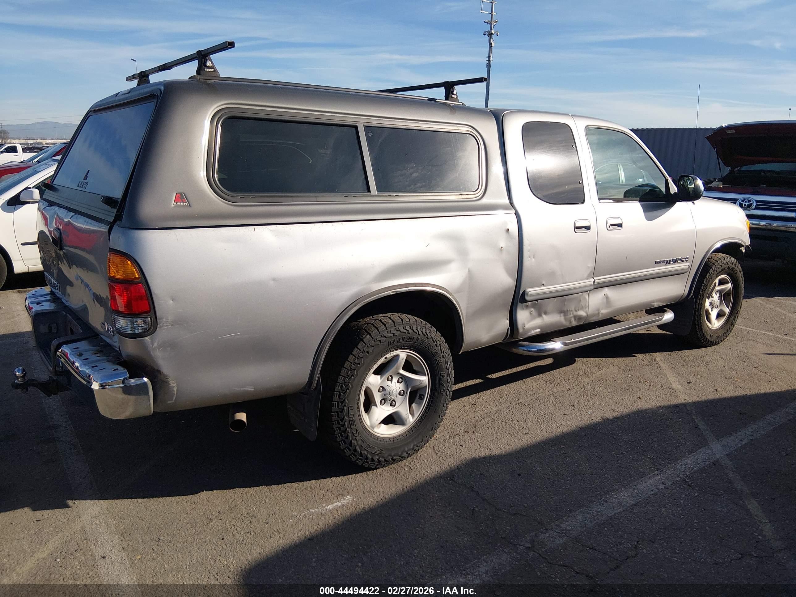 TOYOTA TUNDRA image 4