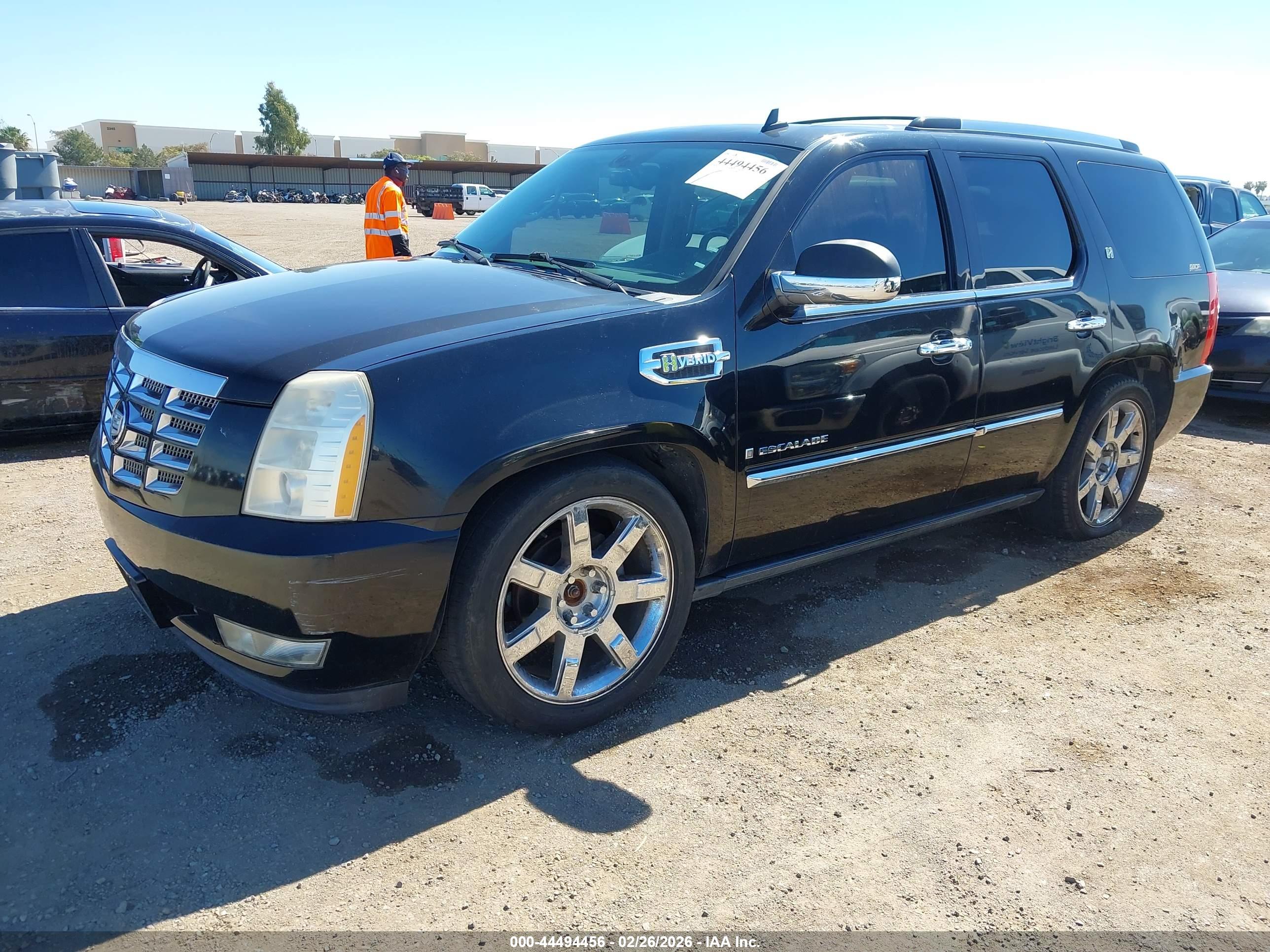 CADILLAC ESCALADE image 2