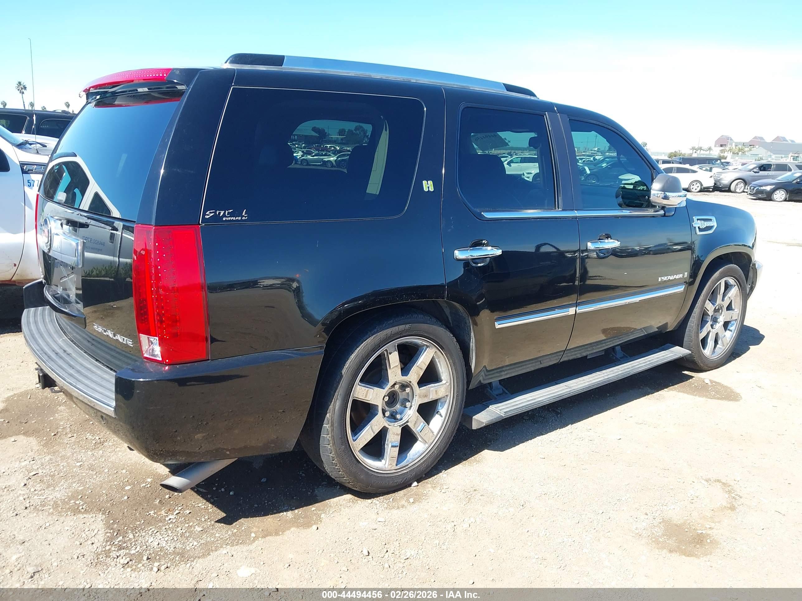 CADILLAC ESCALADE image 4