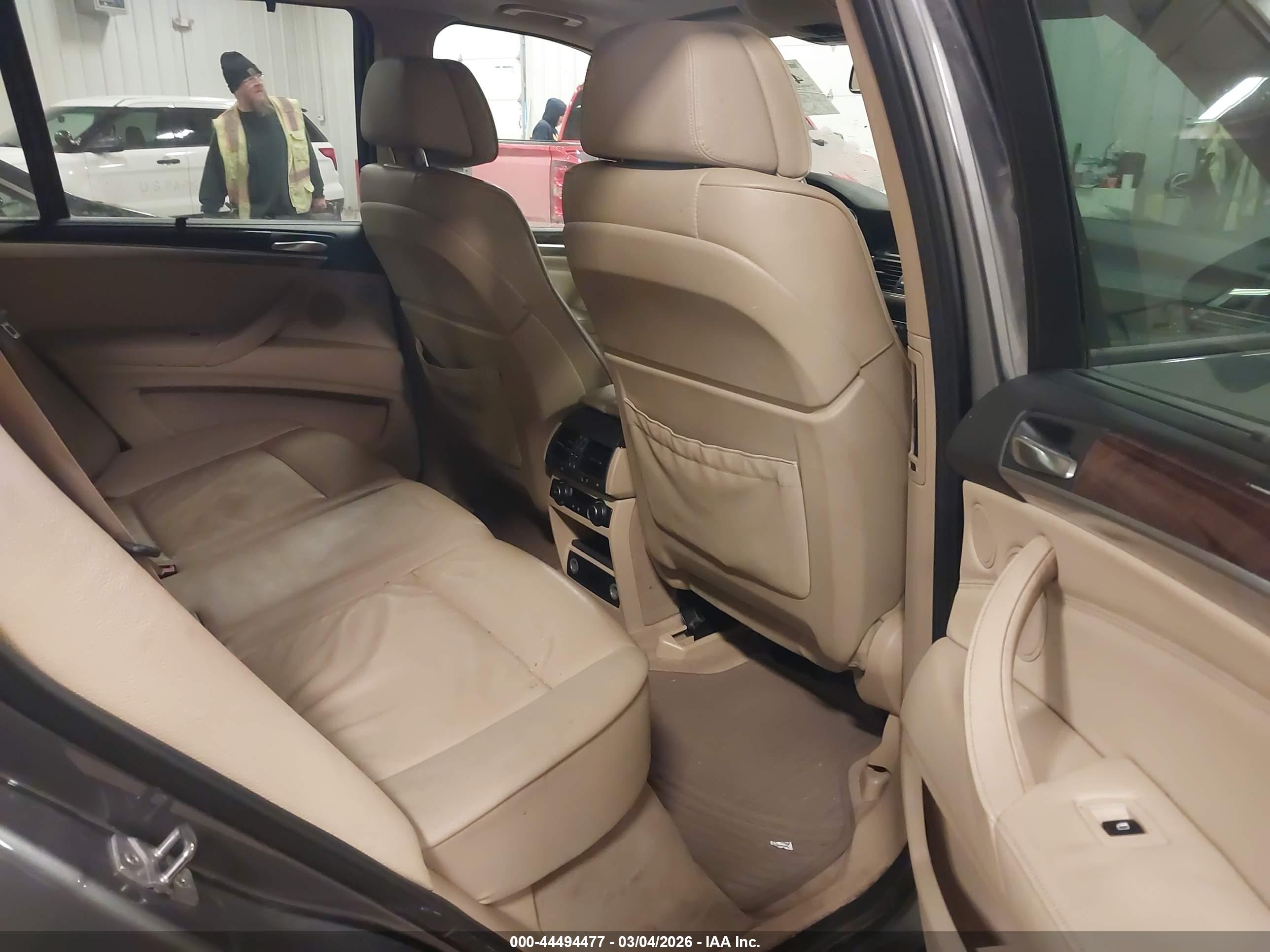 BMW X5 image 8
