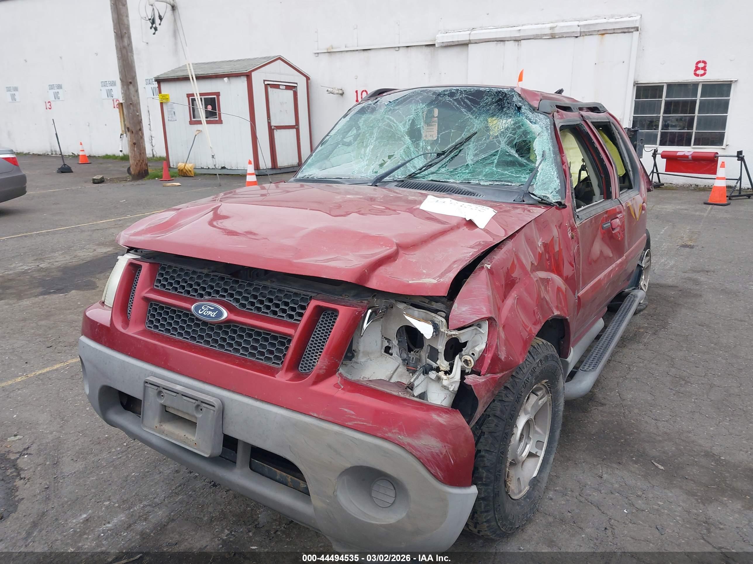 FORD EXPLORER image 6