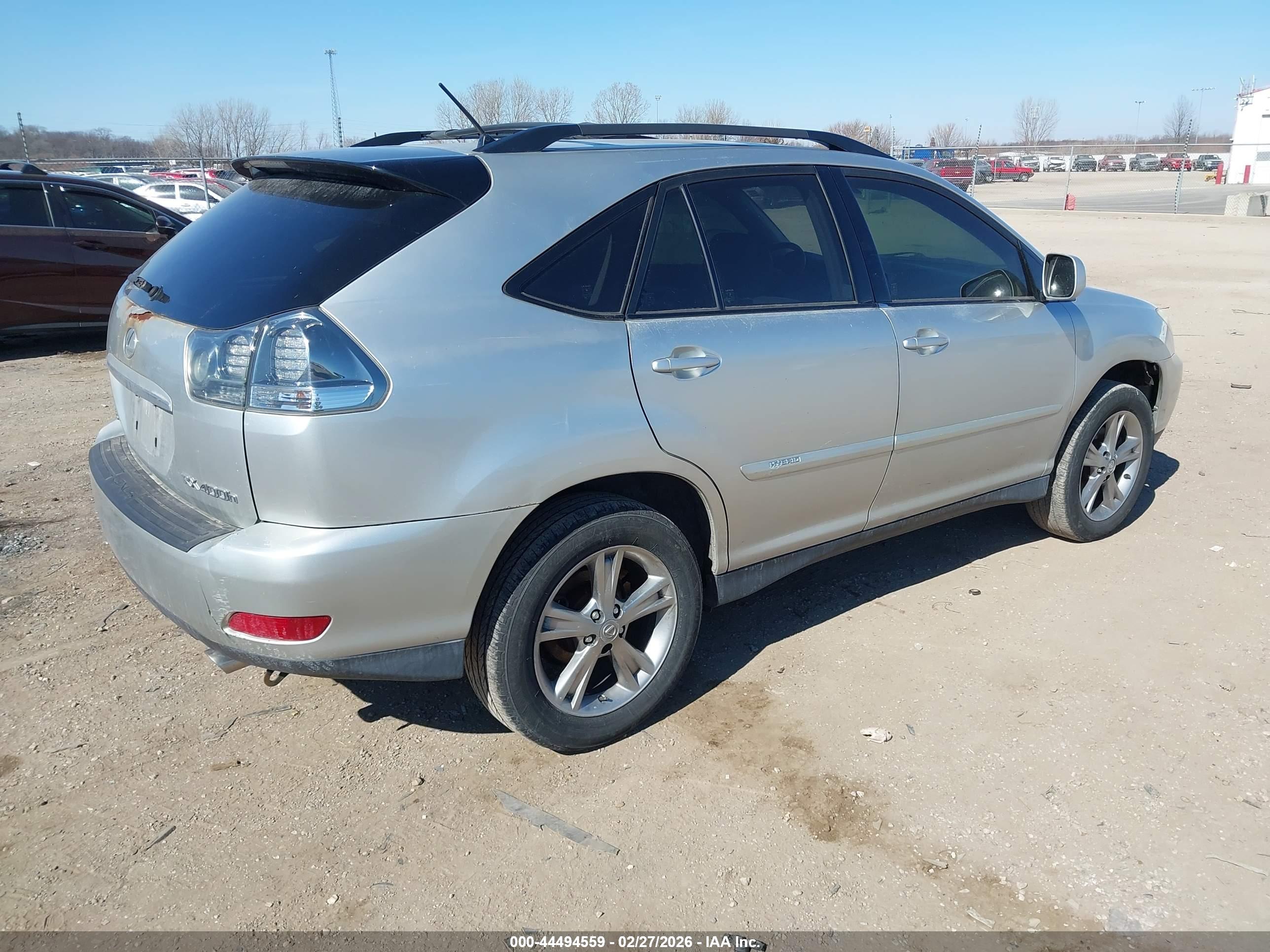 LEXUS RX image 4